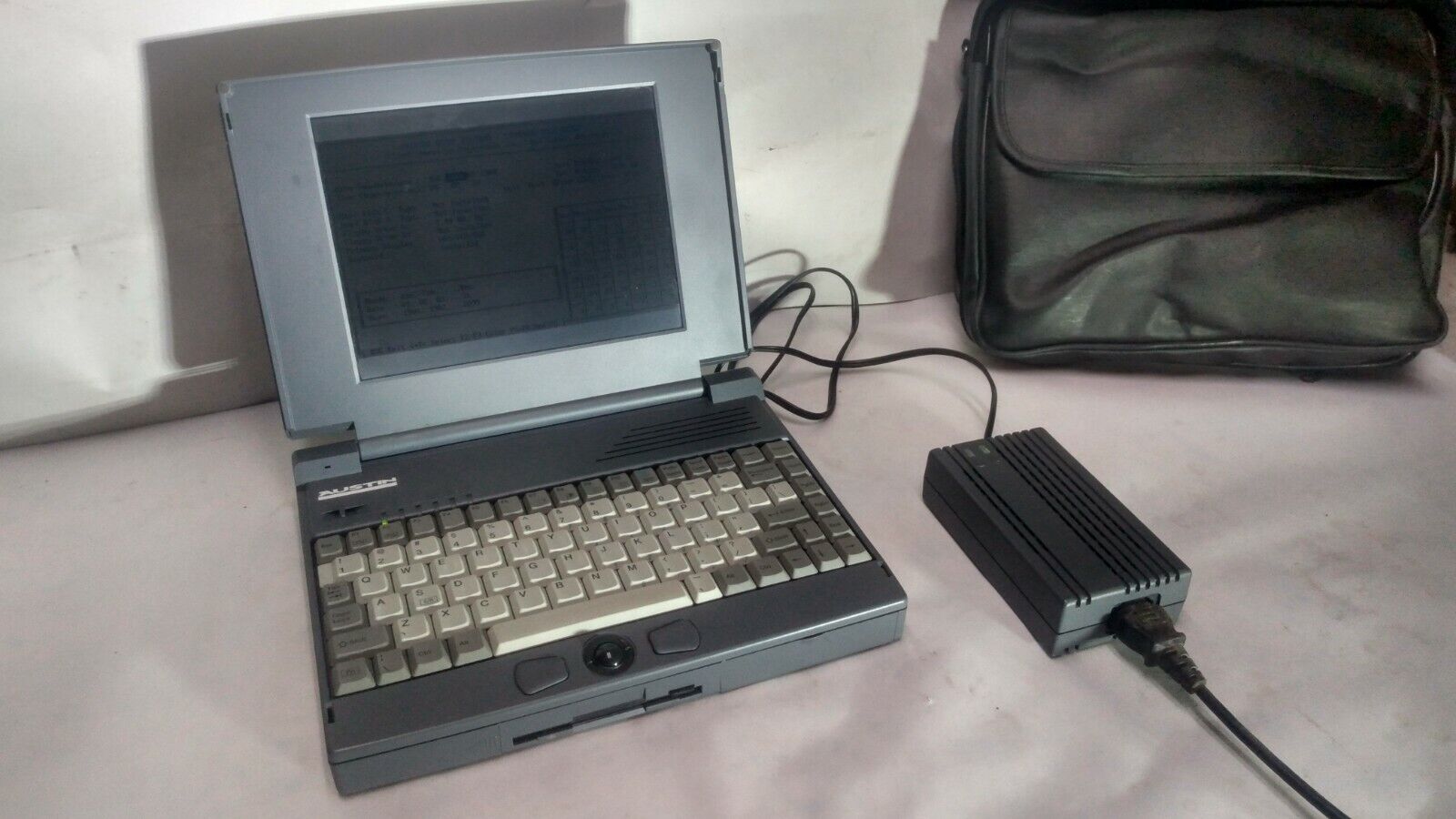 Working Vintage Austin Laptop Model PN320/MONO w/ Case & Charger