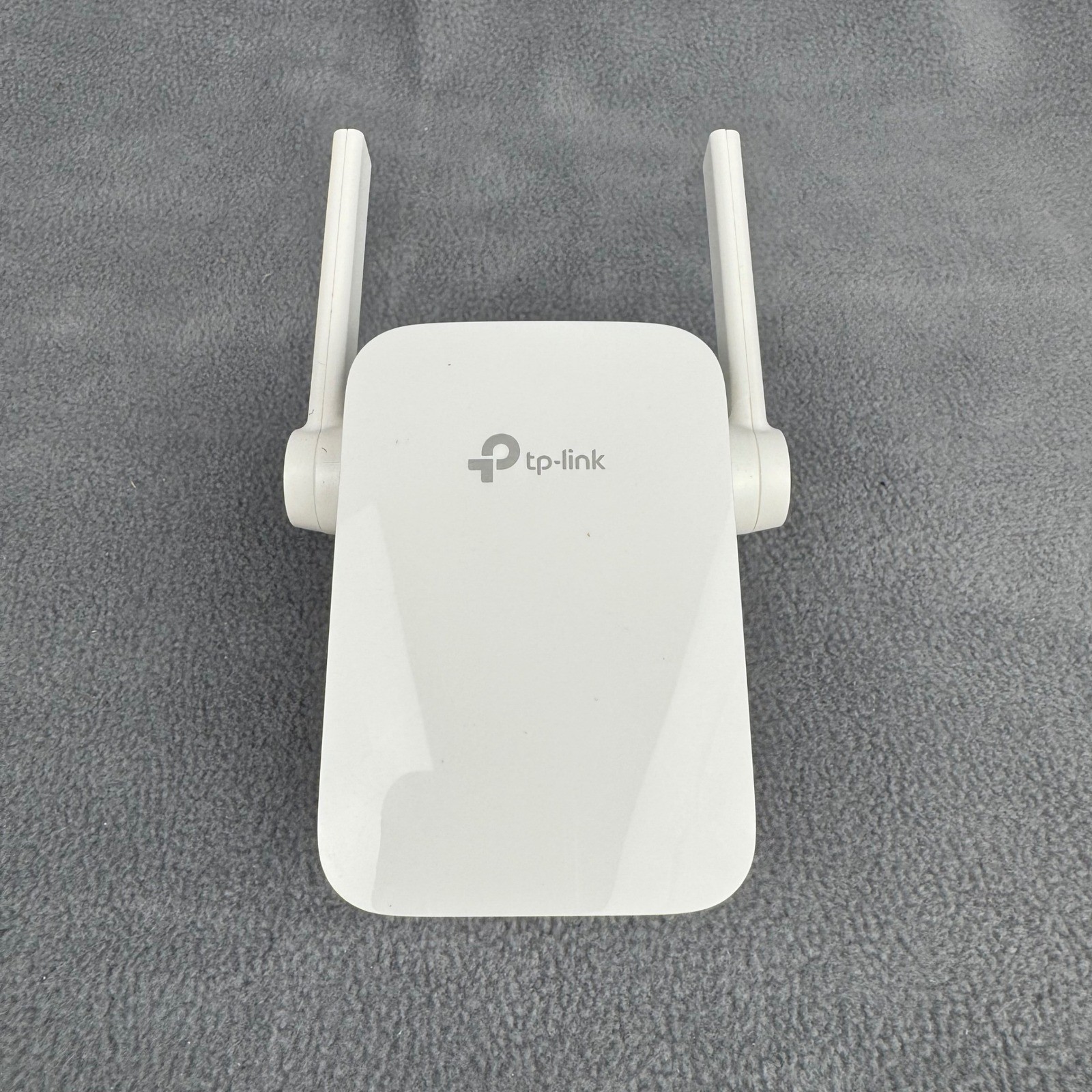 TP Link AC1200 Wi Fi Range Extender RE305 Dual Band 2.4GHz 5GHz White
