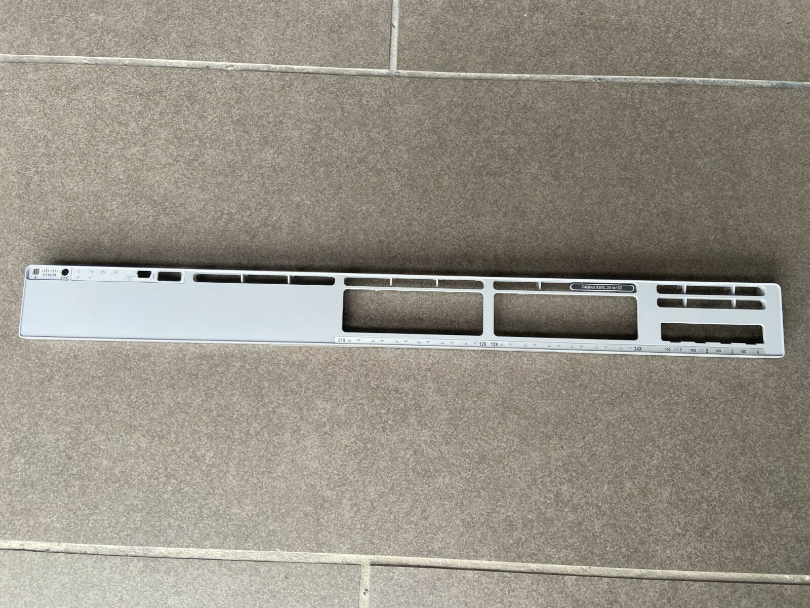 Cisco Catalyst C9300L-24T-4X-E or 4X-A  4X10G Faceplate for Replacement