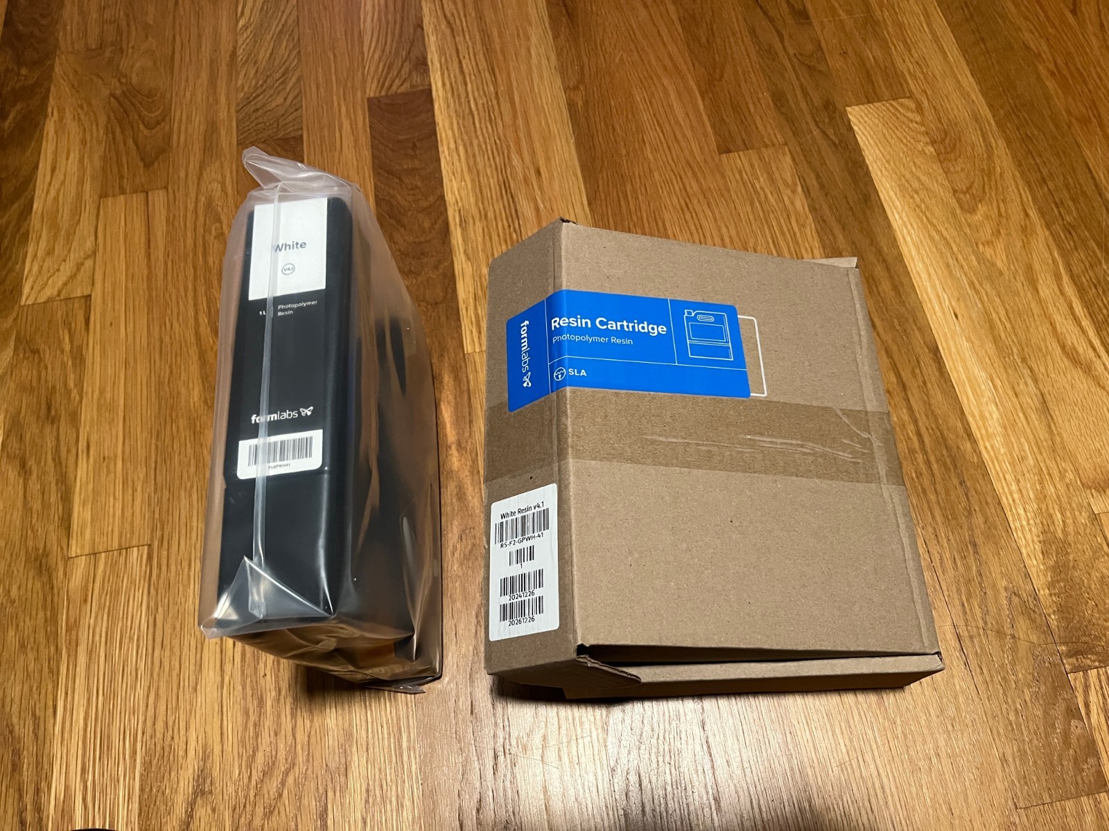 Formlabs White Resin v4.1 Photopolymer Resin Cartridge for SLA Printers