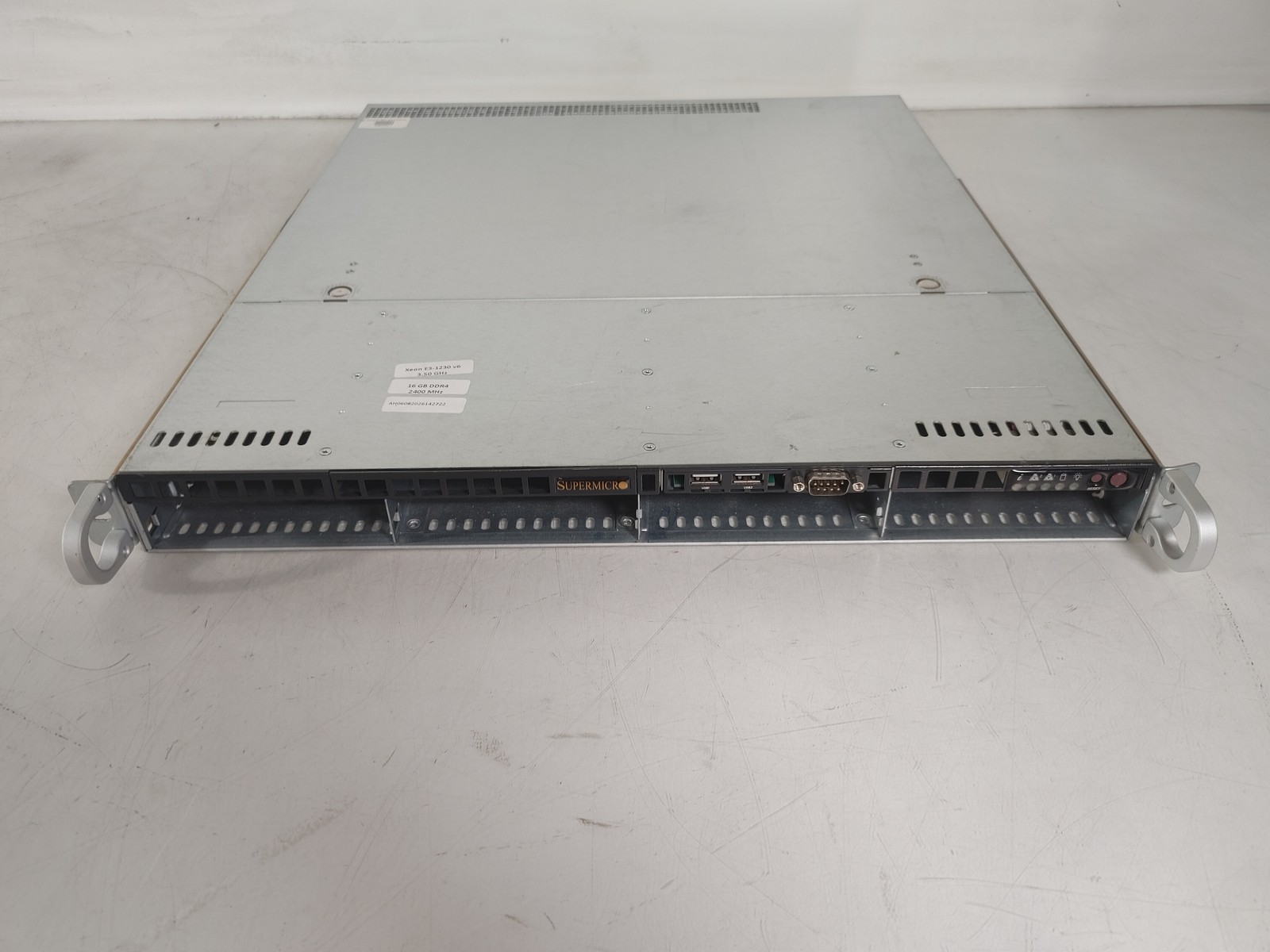 SuperMicro CSE-813M 3.50 GHz Intel Xeon E3-1230 v6 16 GB DDR4 Server No