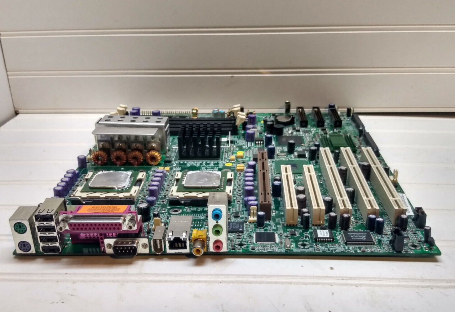 Fujitsu Siemens R610 Motherboard TYAN S2665 Workstation Server