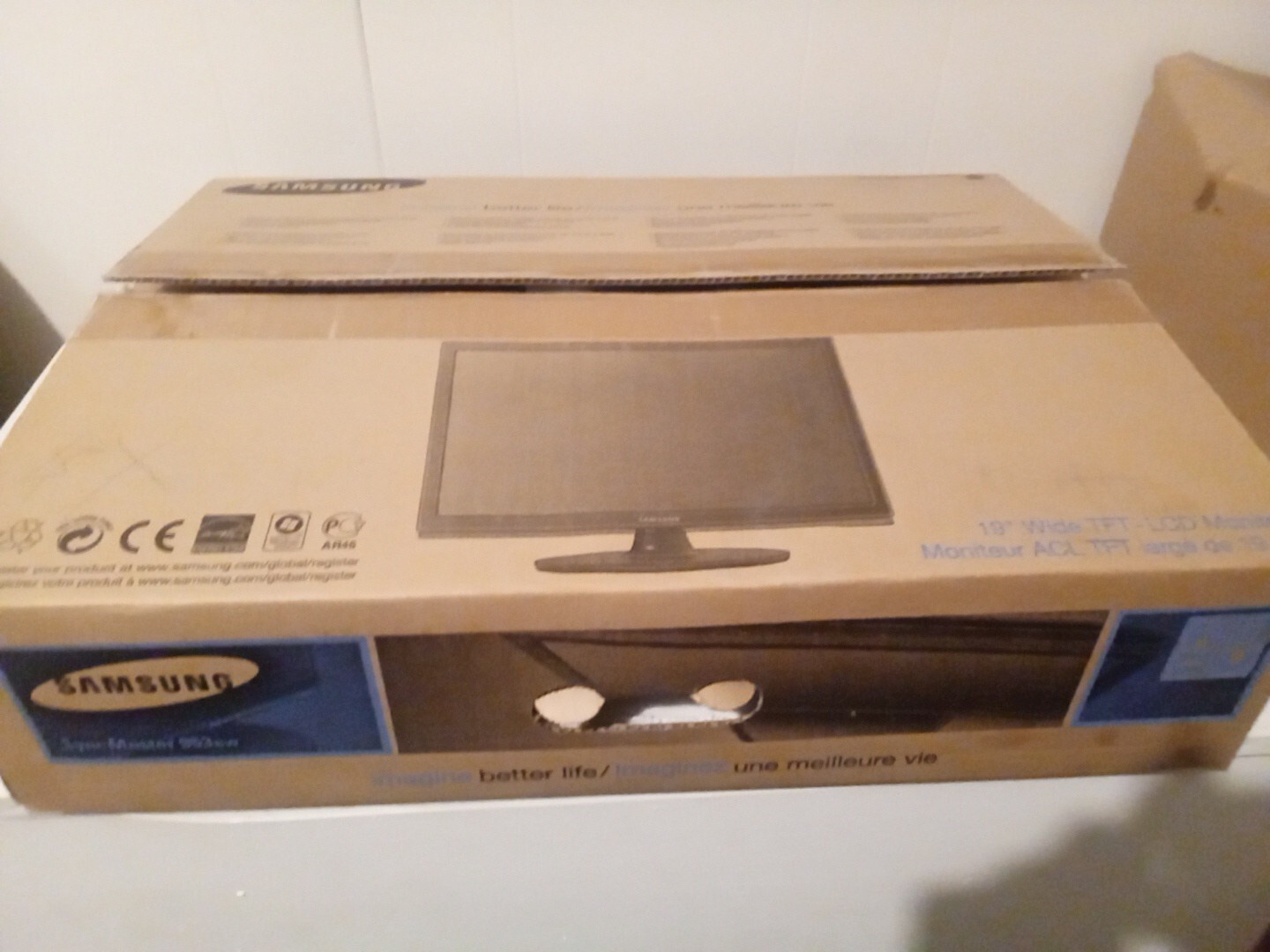 Vintage Samsung 19” SyncMaster 953BW TFT- LCD 