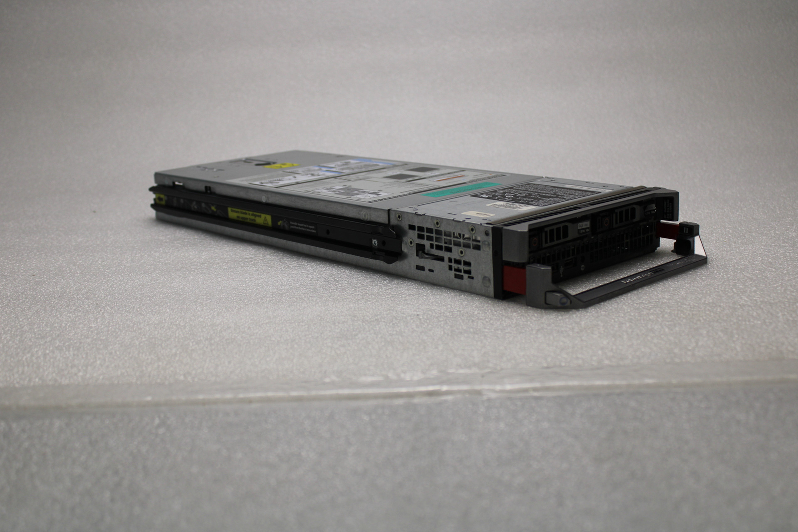 Dell PowerEdge M710HD Blade Server Module BAREBONES NO CPU NO RAM NO HDDs