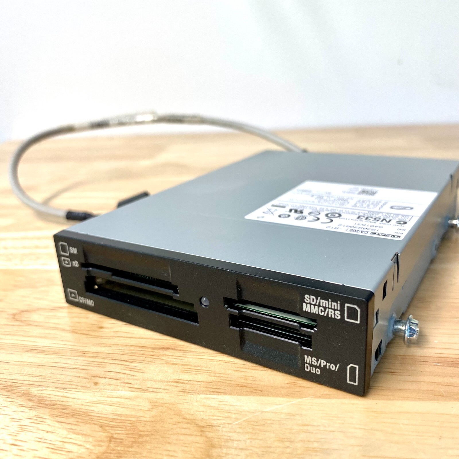 Media Card Reader OEM Dell TEAC CA-200-B12 - P/N 1930930B12