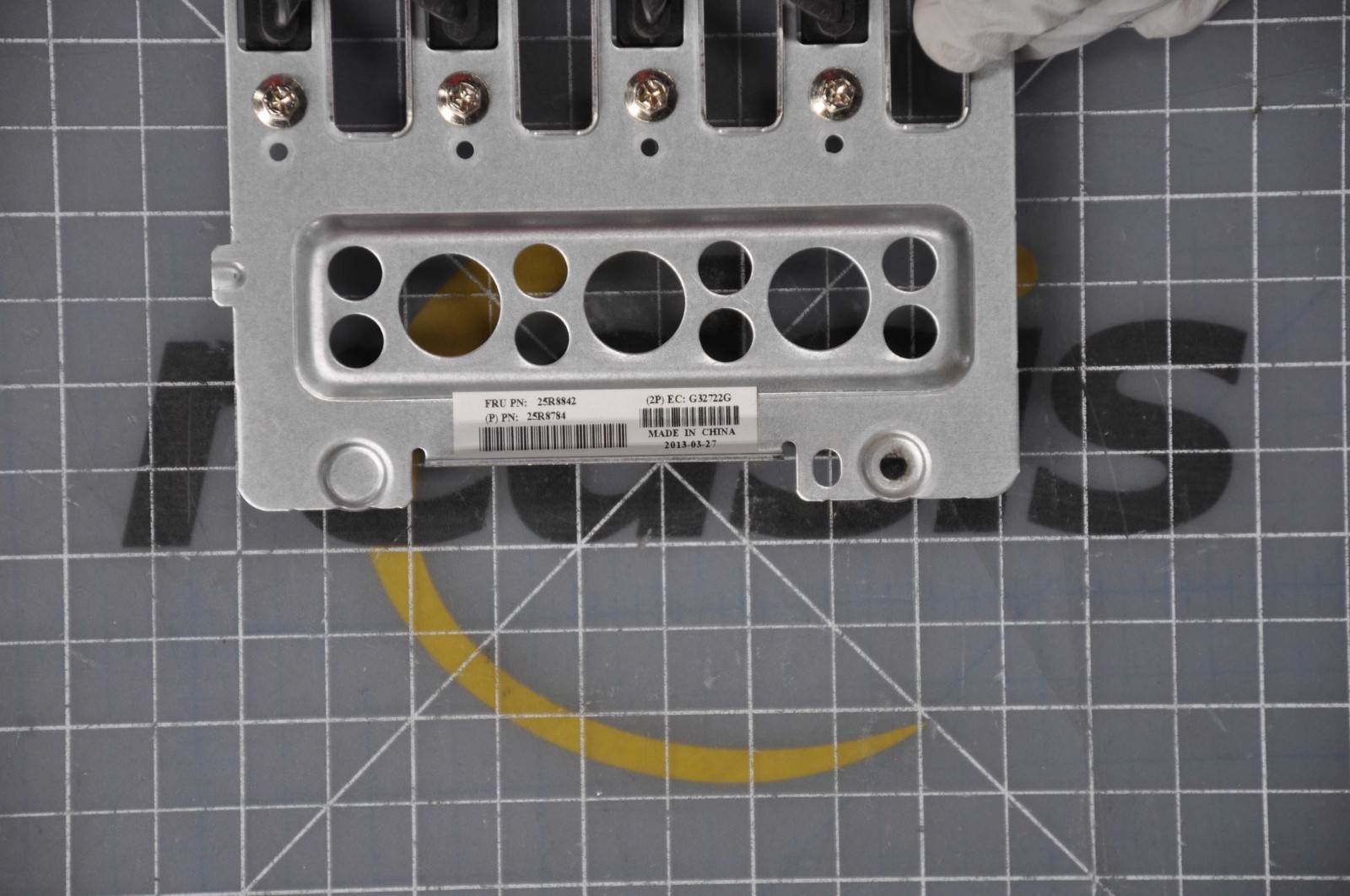 IBM FRU XSERIES 206M SIMPLE-SWAP BACKPLANE MODELS 1A - ENDRUN TECHNX, 2A 25R8842