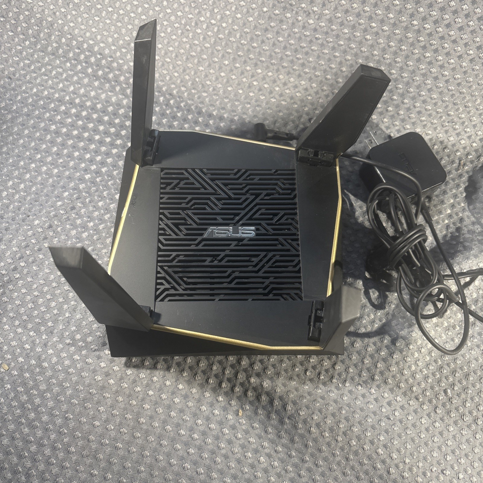 FOR PARTS — ASUS AX6100 RT-AX92U Tri-Band Wi-Fi 6 Gigabit Gaming Router Mesh