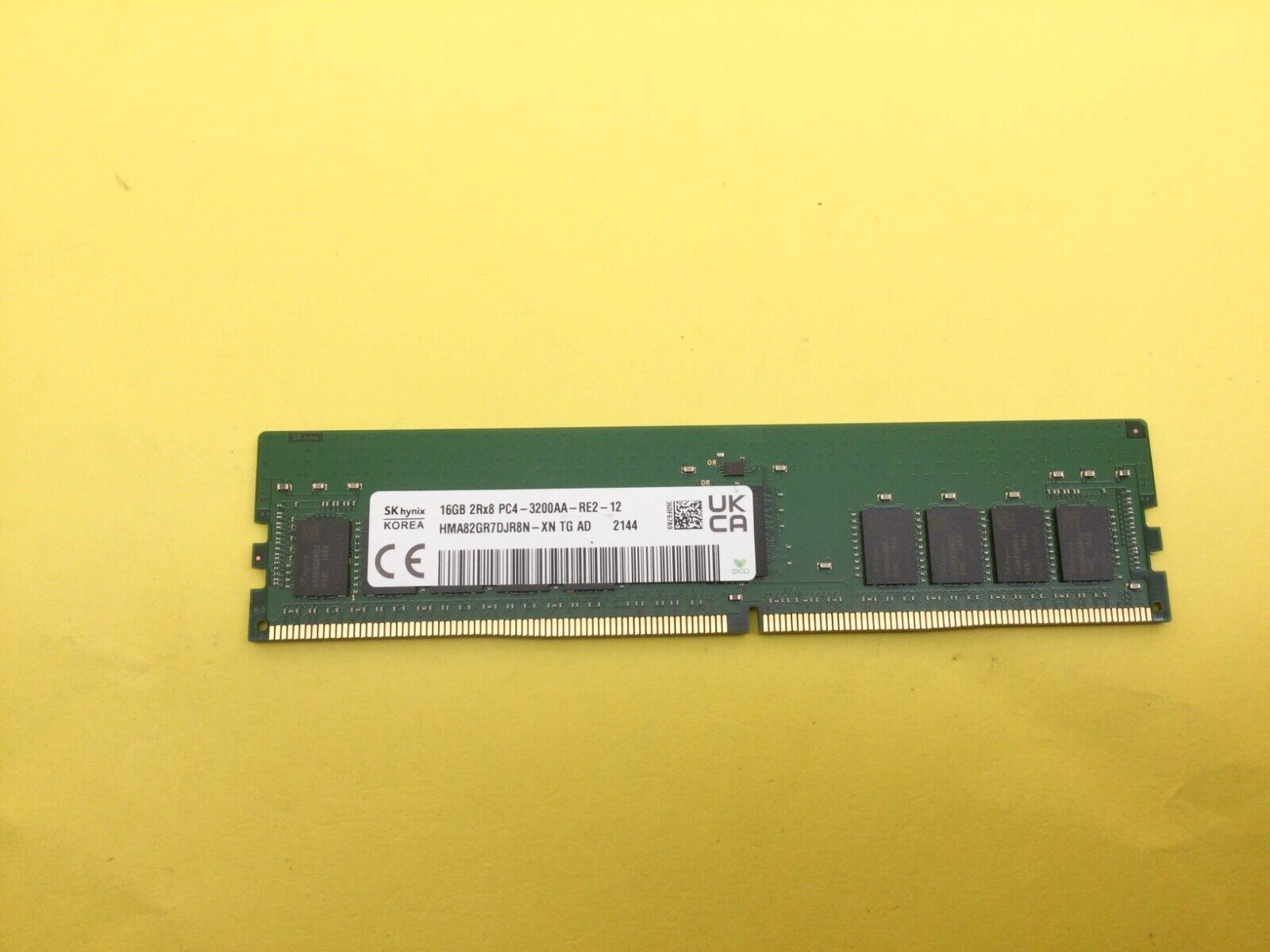 HMA82GR7DJR8N-XN Hynix 16GB (1X16GB) DDR4 2Rx8 PC4-3200AA Server Memory