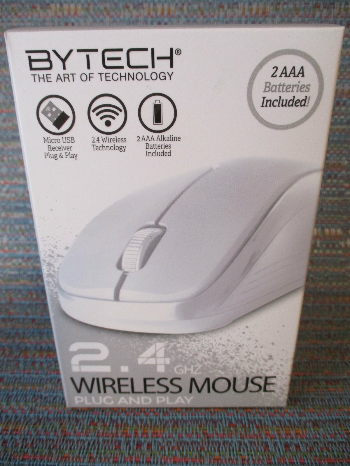 Bytech White 2.4 GHZ Wireless Mouse Plug & Play w/Batteries  SR$15  New in Box