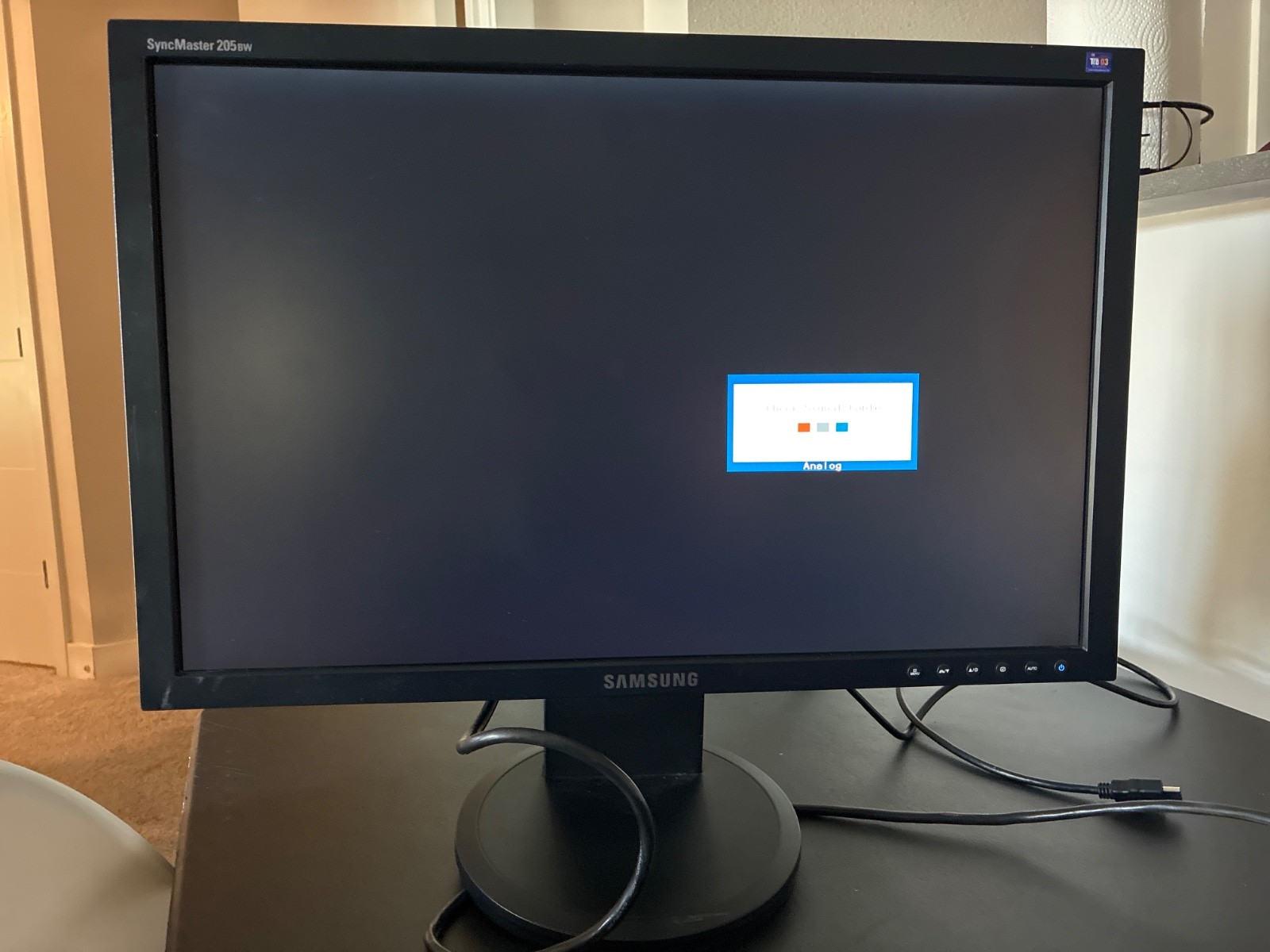 Samsung Syncmaster 205BW 20" LCD Monitor - Landscape monitor