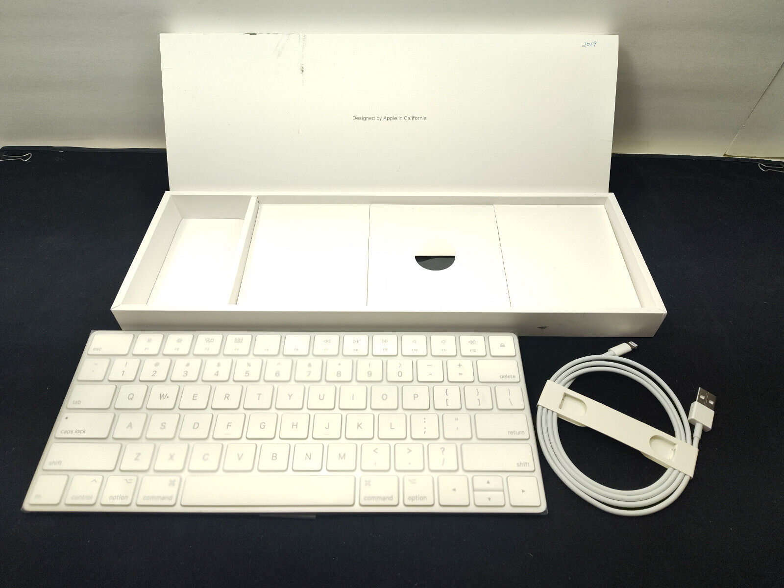Brand New Sealed APPLE Model A1644 Wireless keyboard with Cable Genuine OEM