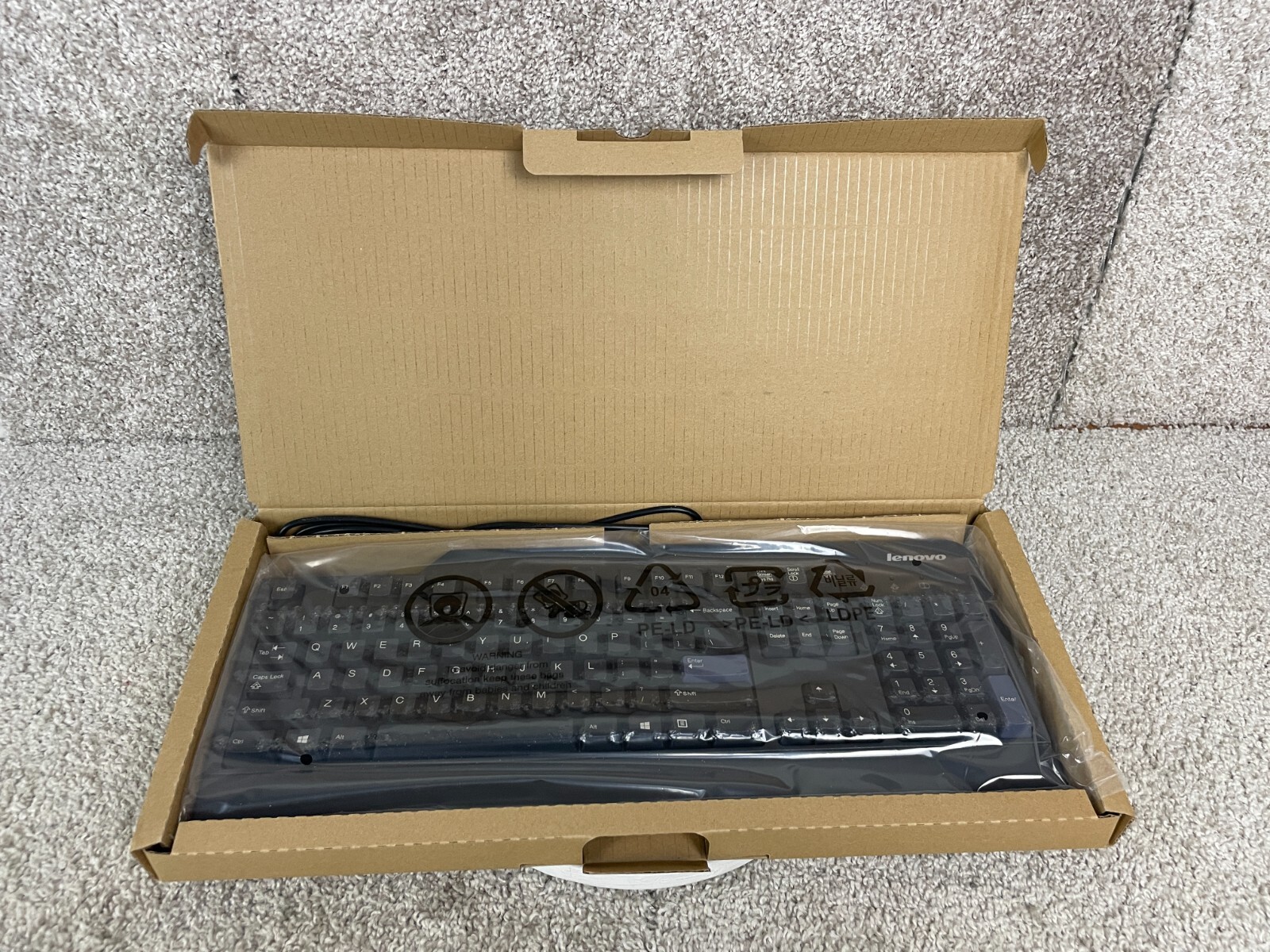 Lenovo SK-8825 54Y9400 USB Wired PC Computer Keyboard Black