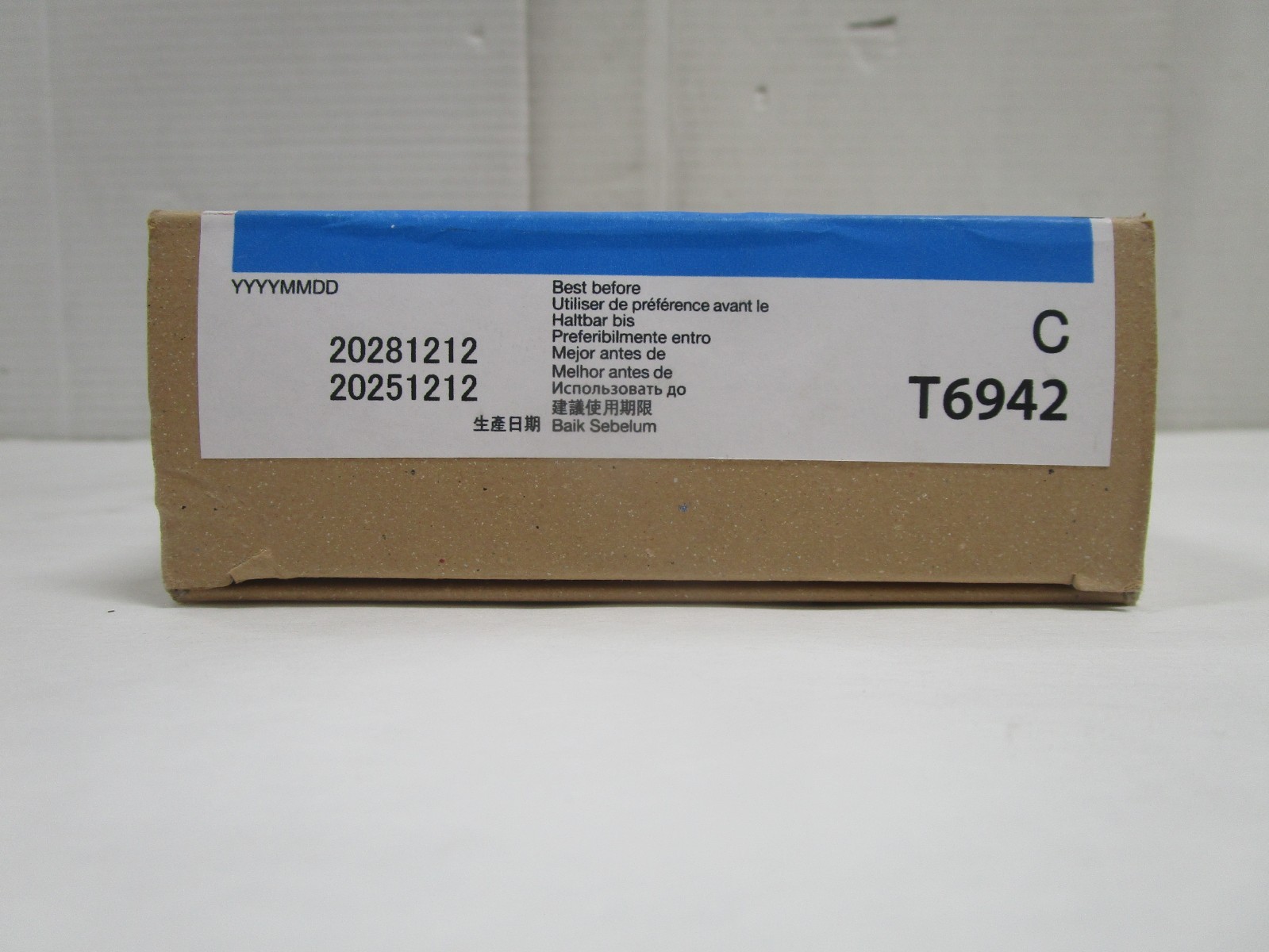 EPSON T6942 Ultra Chrome XD Ink Cyan DATE 2028 700ml C13T694200 NEW OPEN BOX