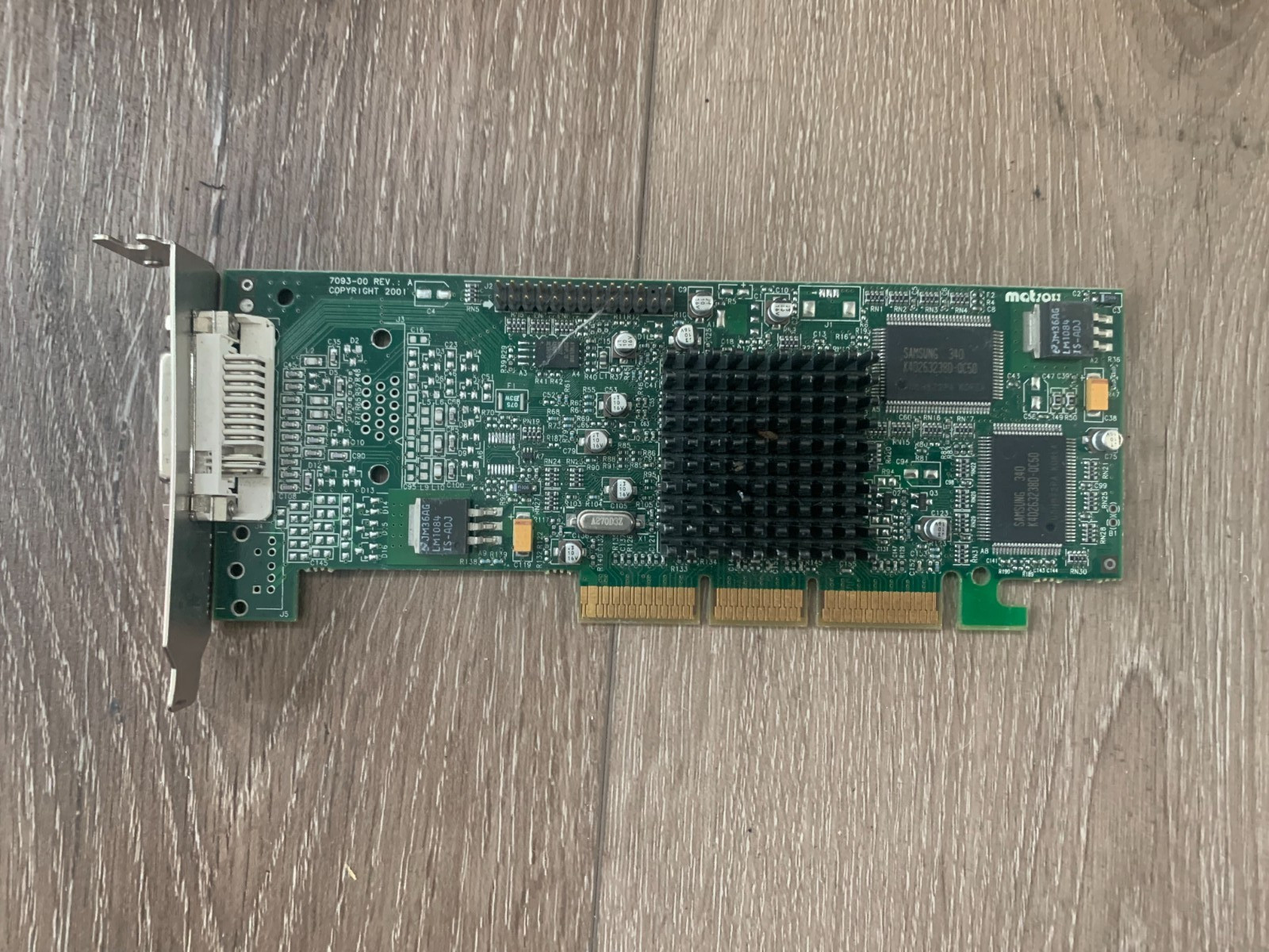 Matrox G450 32MB 64-Bit AGP DVI-I Video Graphics Card G45FMLDVA32DB