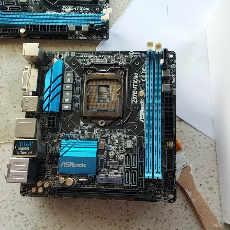 ASRock Z97E-ITX/ac LGA1150 DDR3 Mini ITX AC WiFi Motherboard Tested Working