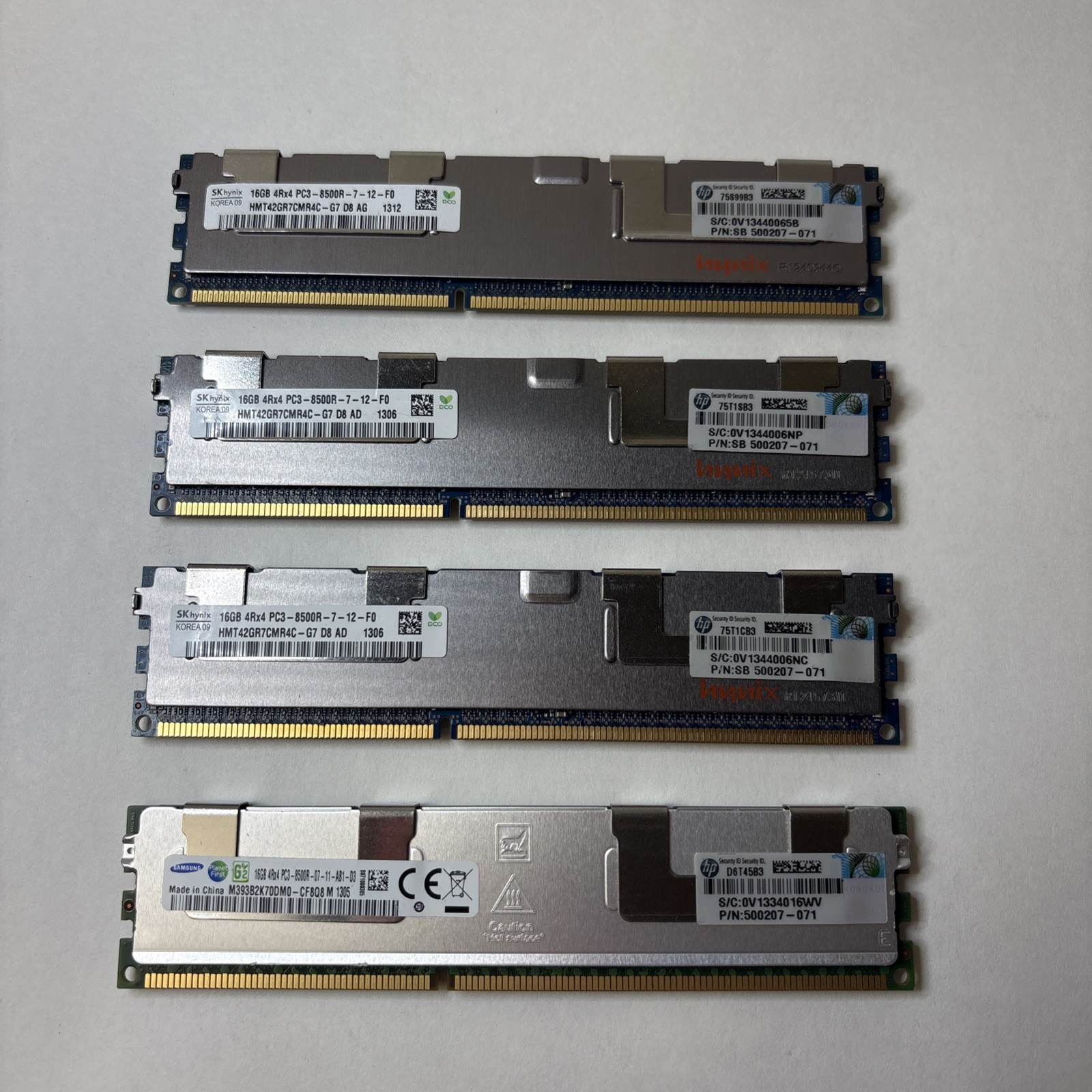 16GB 4Rx4 PC3L-8500R ECC REG Server Memory (HMT42GR7CMR4C, M393V2K70DM0)- Lot x4