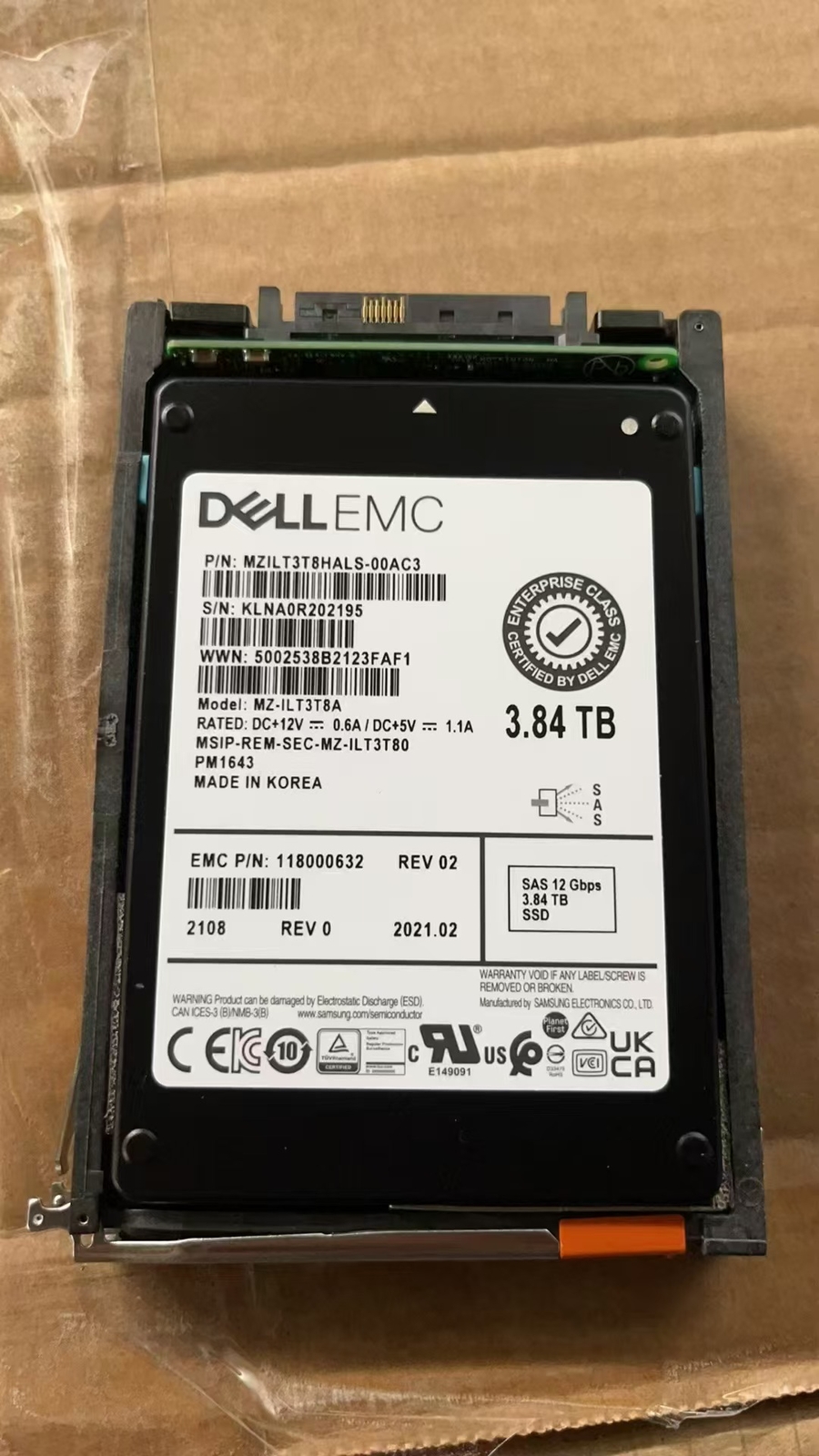 DELL EMC MZILT3T8HALS-00AC3 3.84TB 2Gbps SAS Flash SAS Solid State Drive