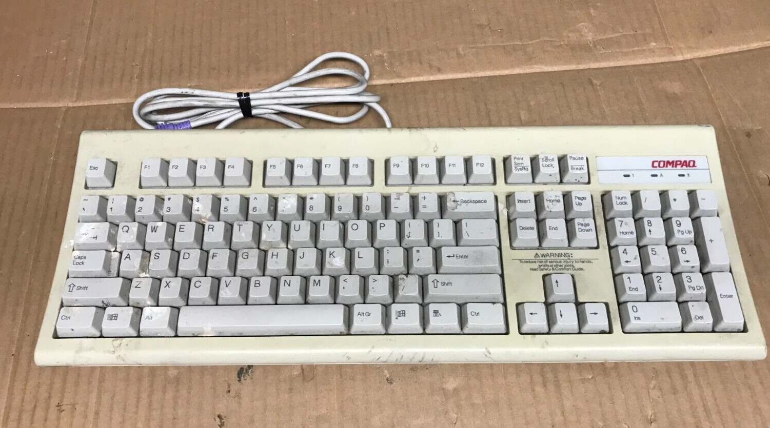 Vintage Compaq KB-3923 Wired PS/2 Keyboard