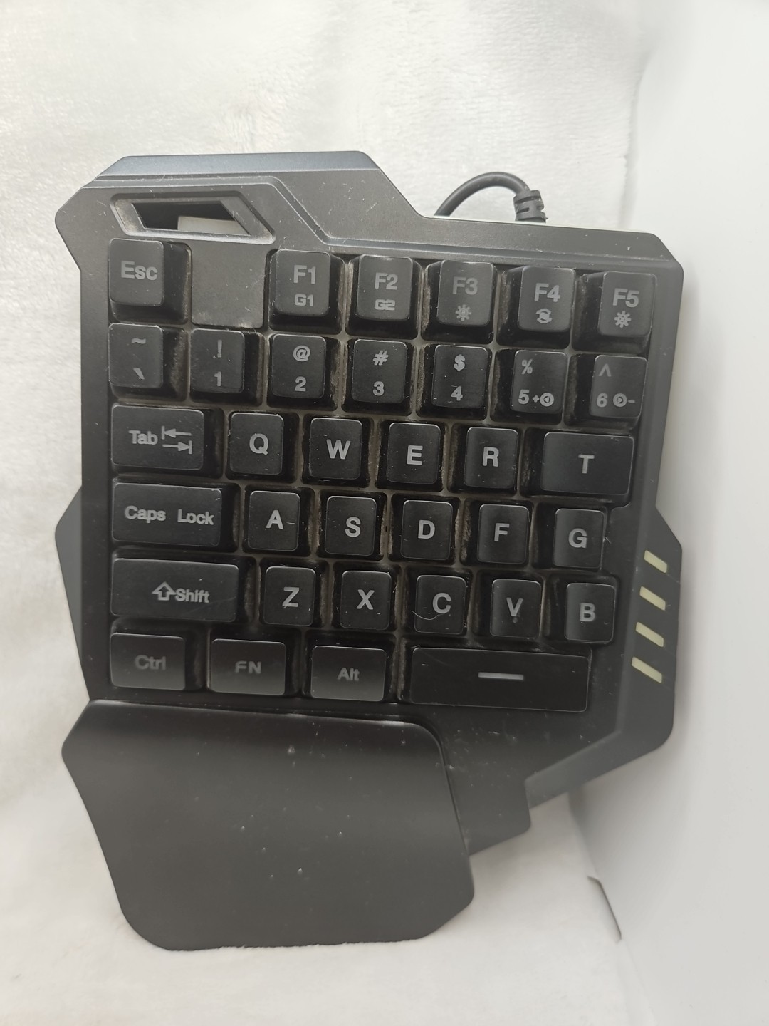 One Handed Red Thunder G30 - RGB Gaming Keyboard Win 11 Pro & Home