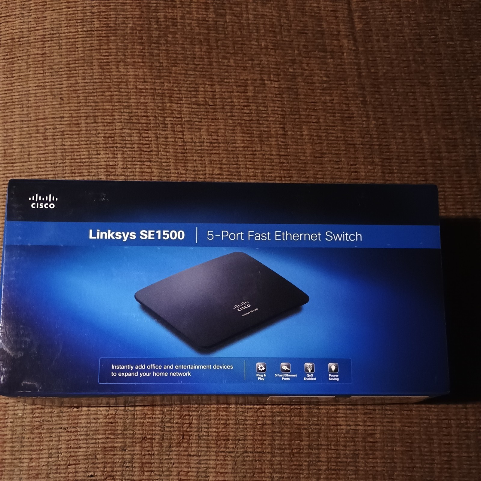 Cisco Linksys SE1500 5-Port Fast Ethernet 10/100 Switch Unmanaged