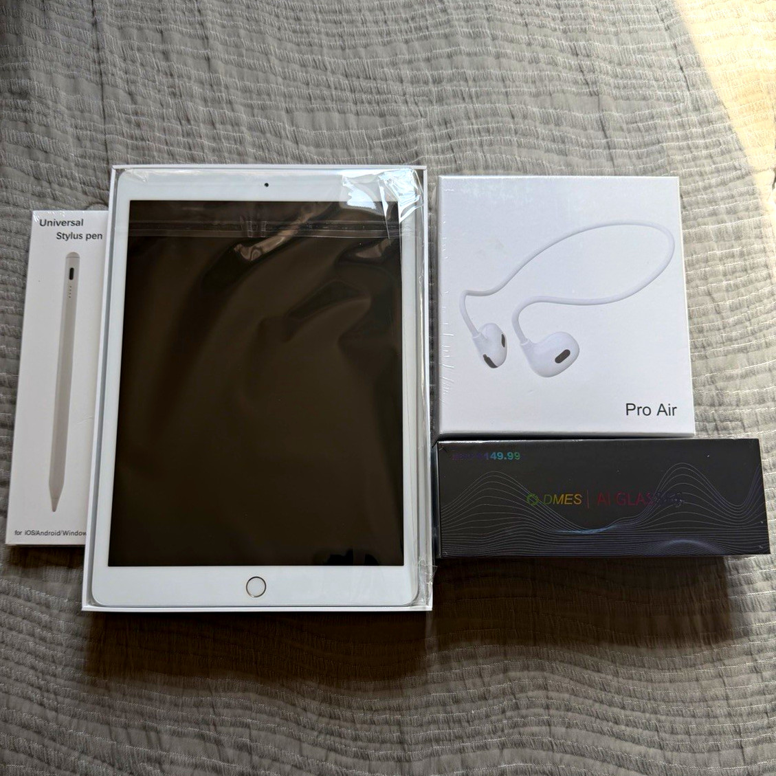 📱 iPad 8th Gen Bundle – 32GB + Accessories