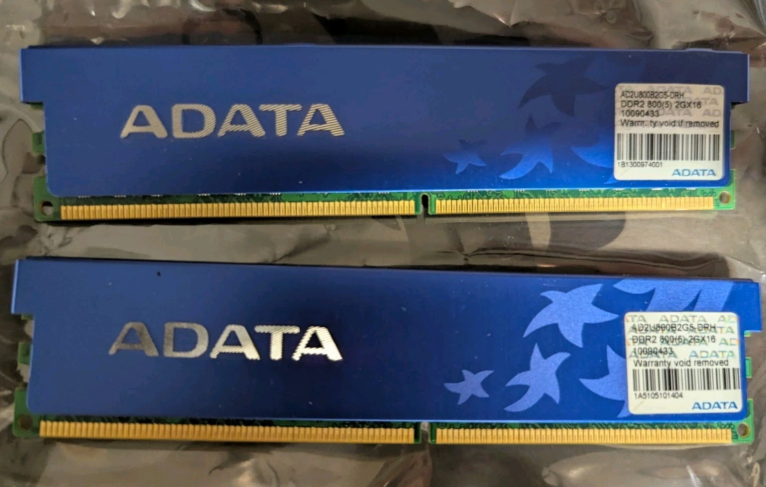 A-Data Technology PC2-6400 4 GB DIMM 800 MHz DDR2 Memory (AD2U800B2G5-DRH)