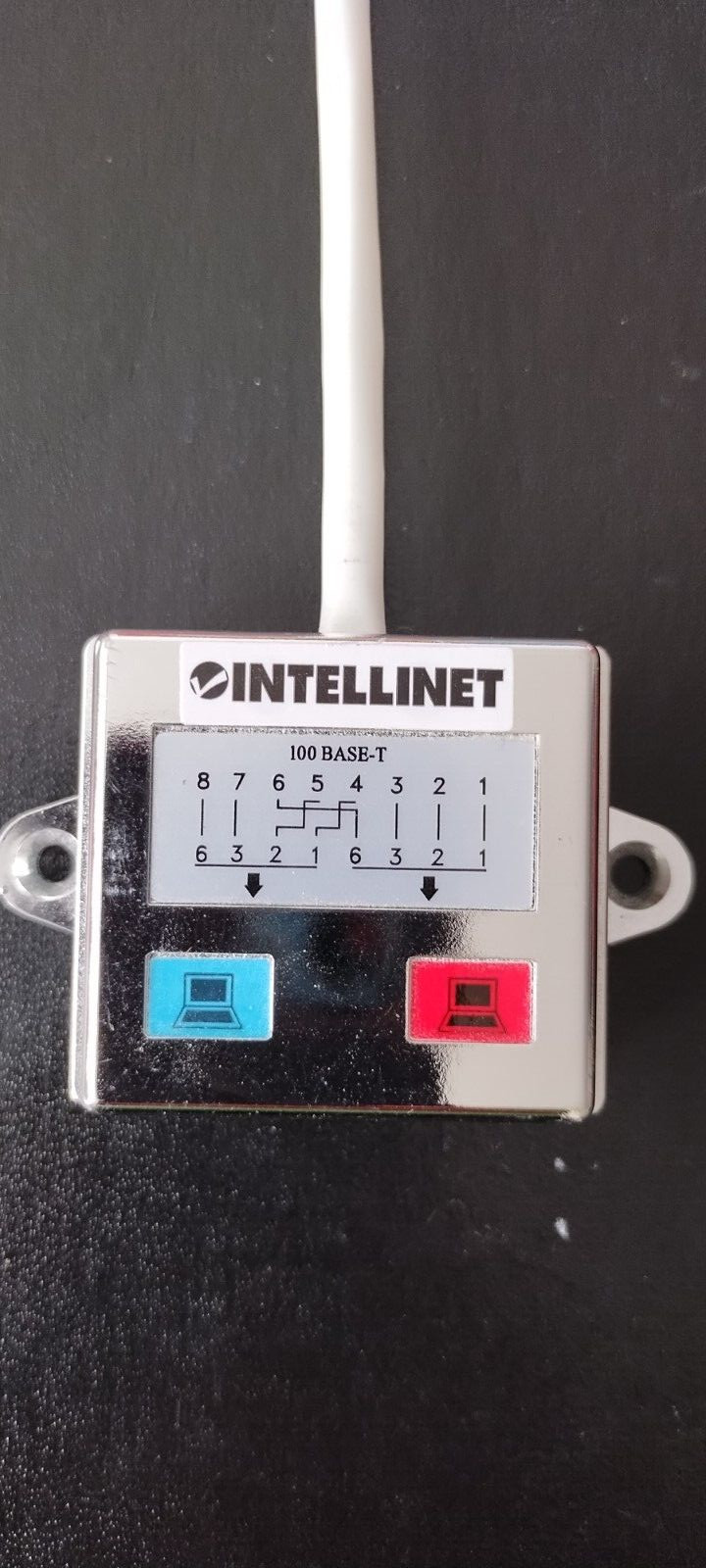 Intellinet 100 BASE-T