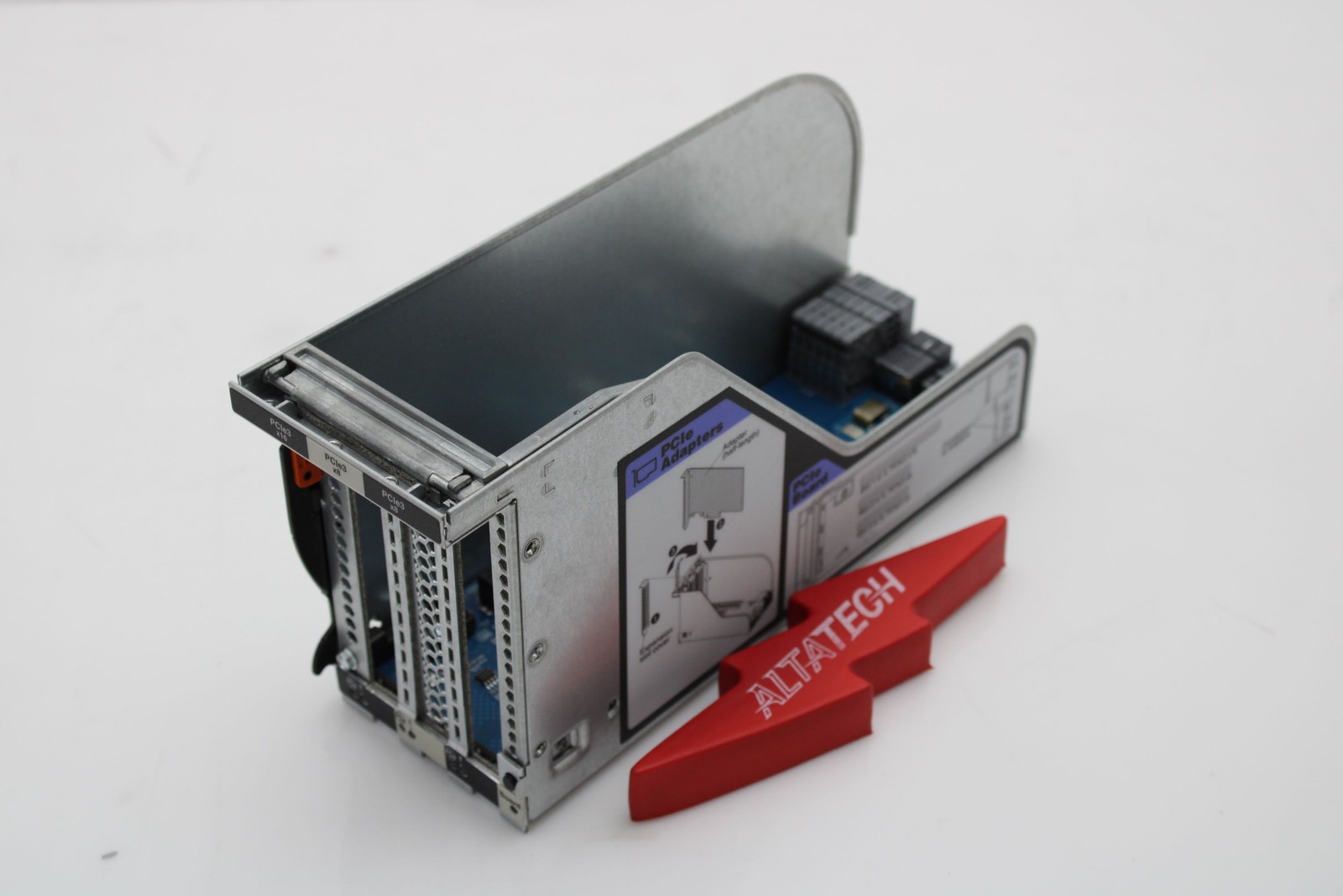 IBM 00D0053 X3850 X6 HALF LENGTH I/O BOOK PCIE