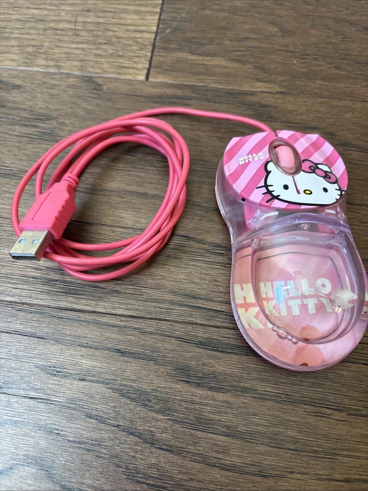 Hello Kitty Liquid Fill Computer Mouse Pink Lights Up Vintage Optical USB Works