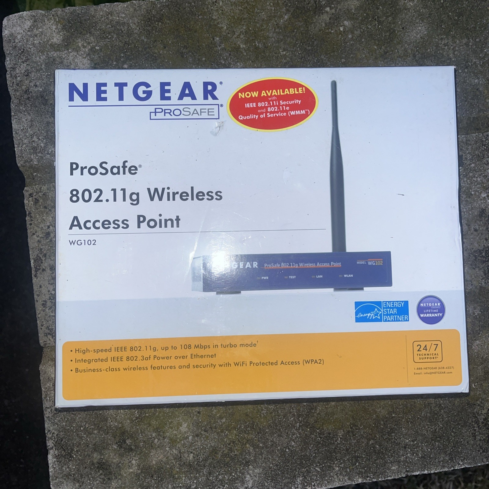 Netgear ProSAFE 802.11g Wireless Access Point WG102 Detachable Antenna Brand New