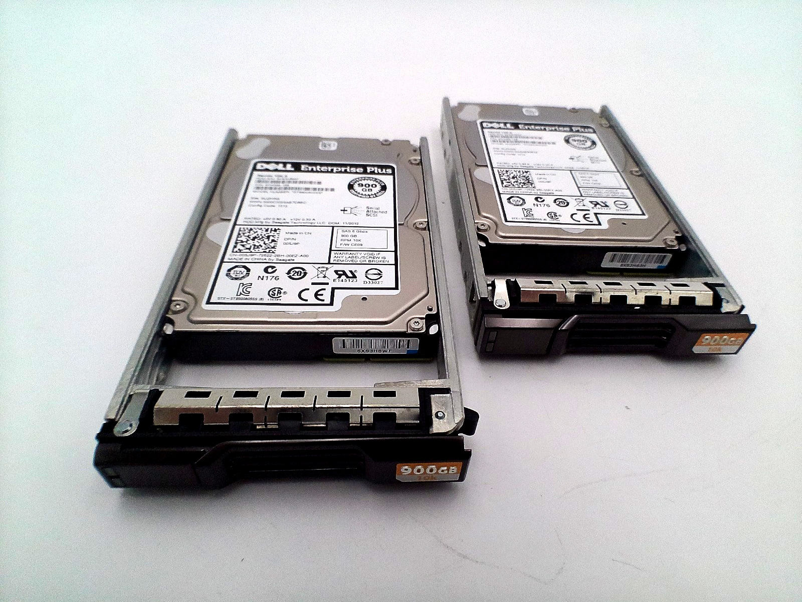 LOT OF 2 DELL COMPELLENT 900GB 10K 2.5" SAS (05J9P-CML)