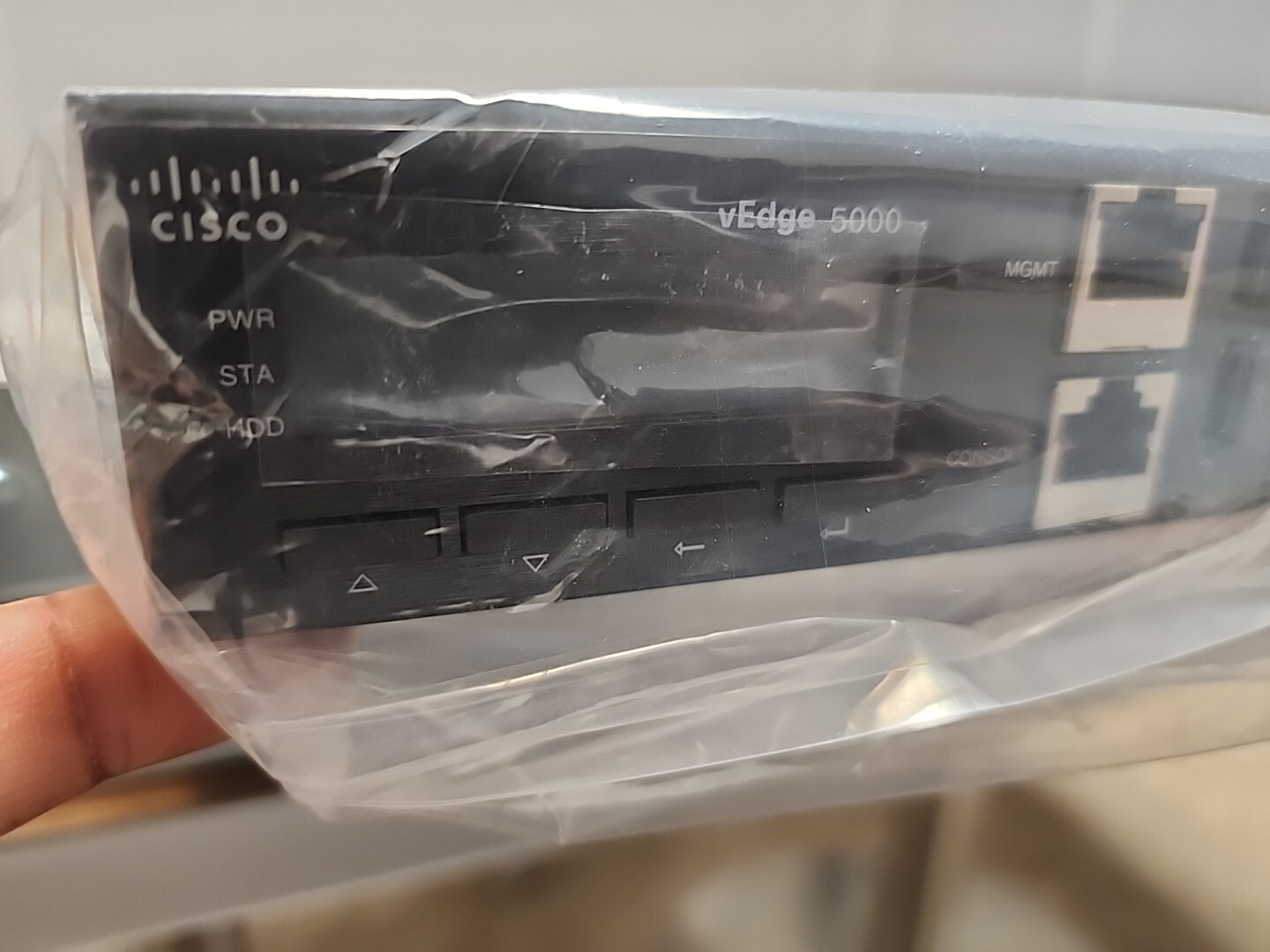 Cisco VEDGE-5000-AC-K9 VEDGE 5000 AC Router with 4 NIM slots Two Years Warranty