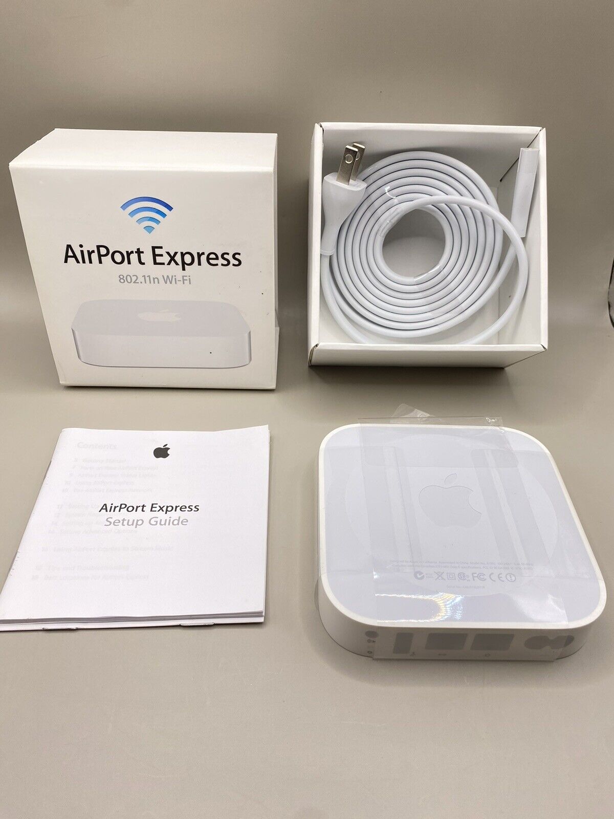 Apple AirPort Express Base Station A1392 Dual Band MC414LL/A 2nd Gen NEW IN BOX