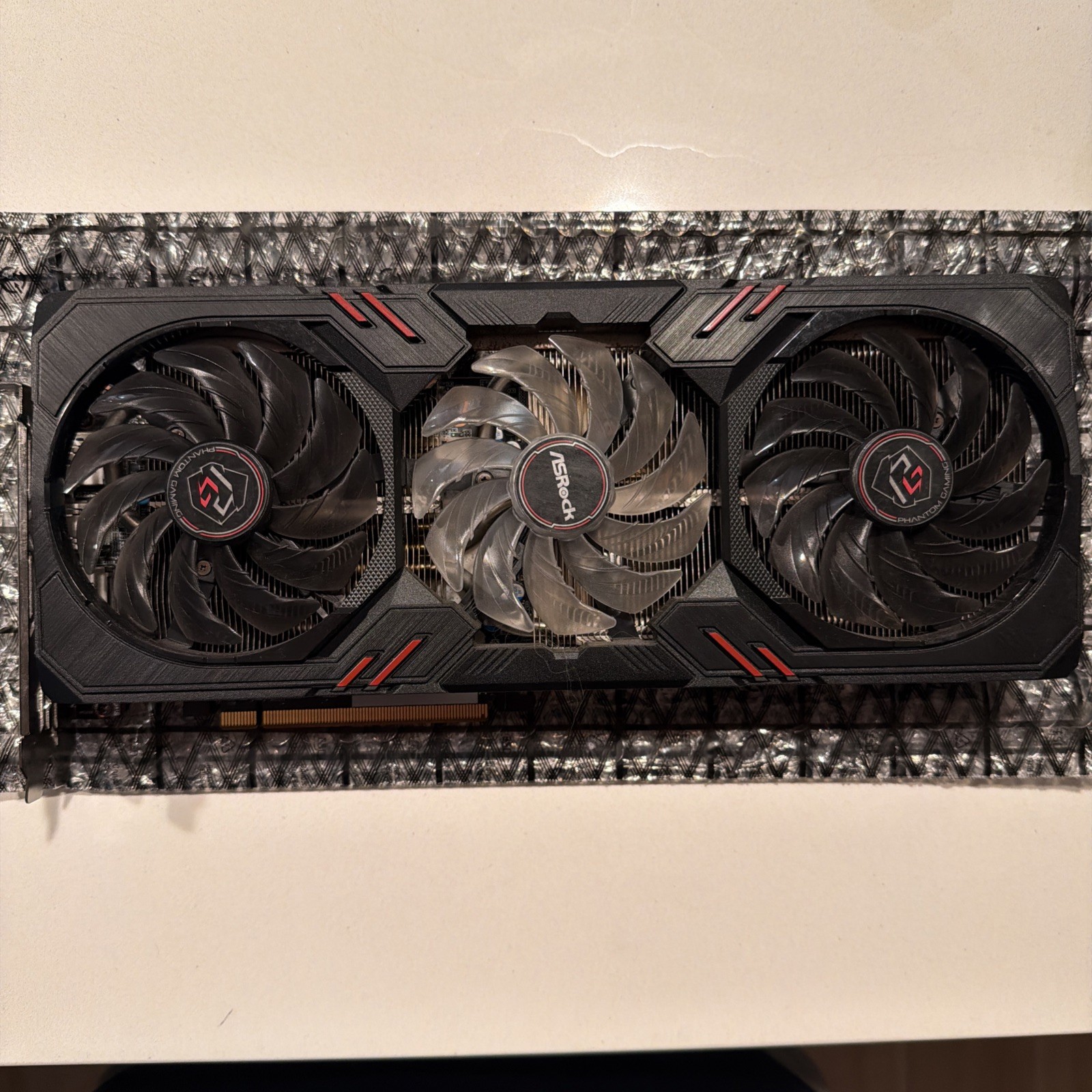ASROCK AMD RX 6650 XT 8GB GDDR5 Triple Fan Phantom Gaming GPU