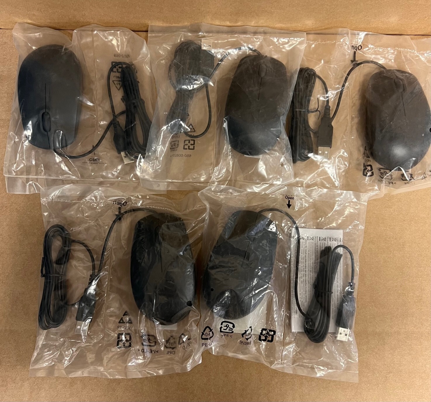*LOT OF 5* NEW Genuine Dell MS111 Black Optical 3-Button Scroll Wheel USB Mouse