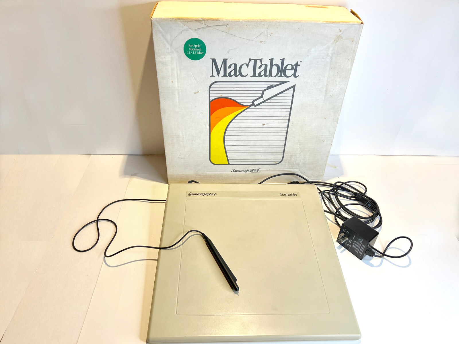 RARE VINTAGE 12" Summagraphics MacTablet Drawing Tablet MM1201 w/ Original Box