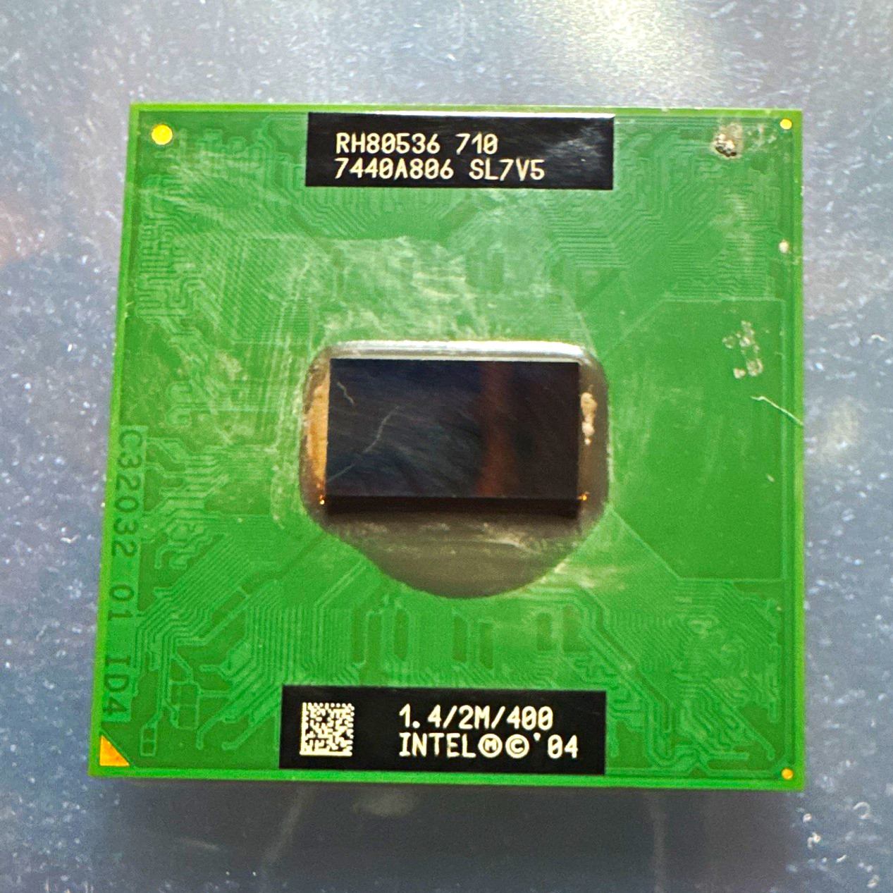 Intel Pentium M 1.4GHz/2MB/400 Socket 479 1-Core Mobile CPU SL7V5