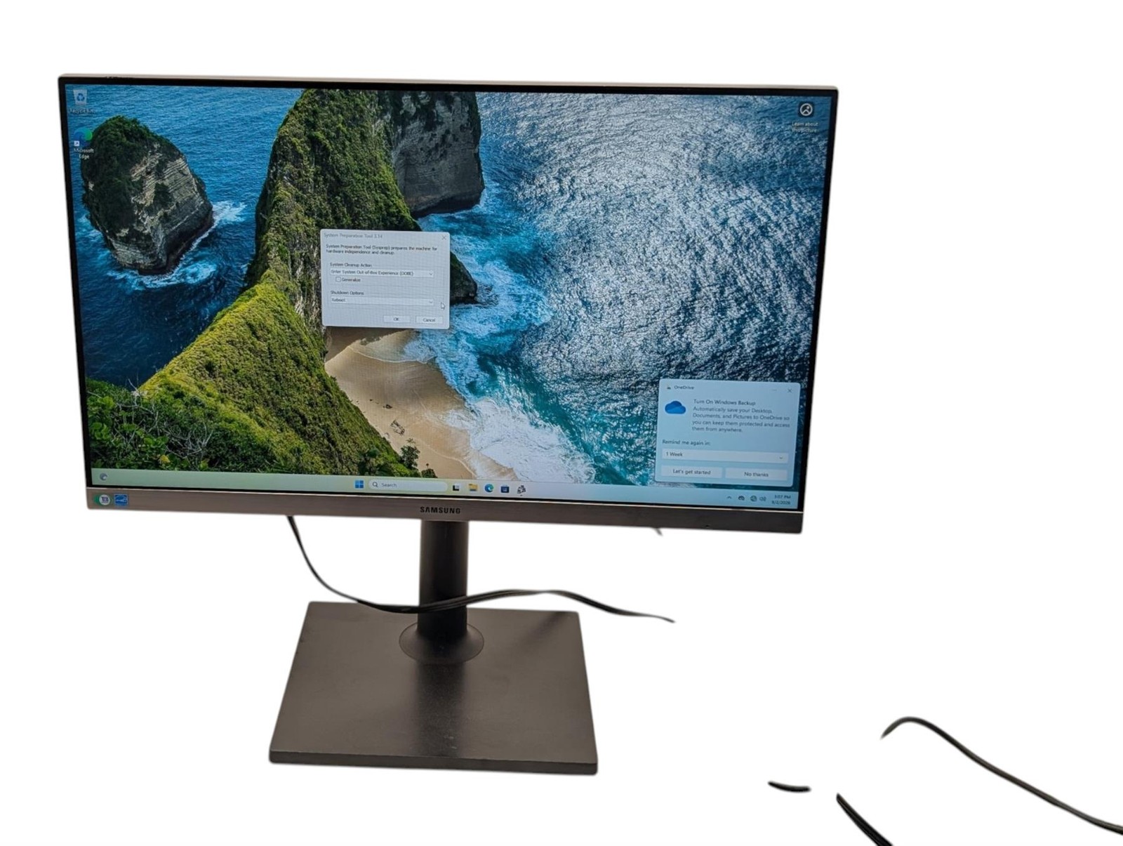 Samsung FT650 Series F24T650FYN 24" Full HD 1080p IPS Monitor Grade -B