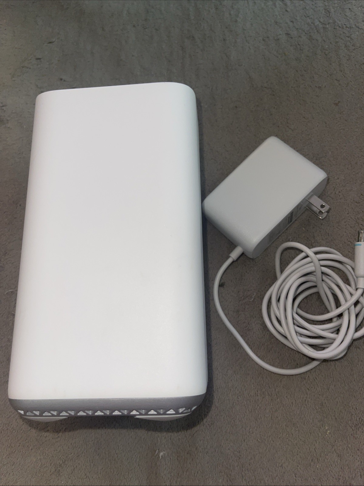 Comcast Xfinity XB7-CM GIGABIT Modem WiFi Router /w Power Adapter 