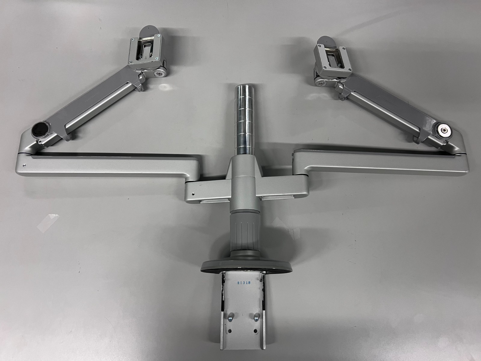 Humanscale M2/Flex Dual Monitor Arm System Heavy Duty Post Desk Mount