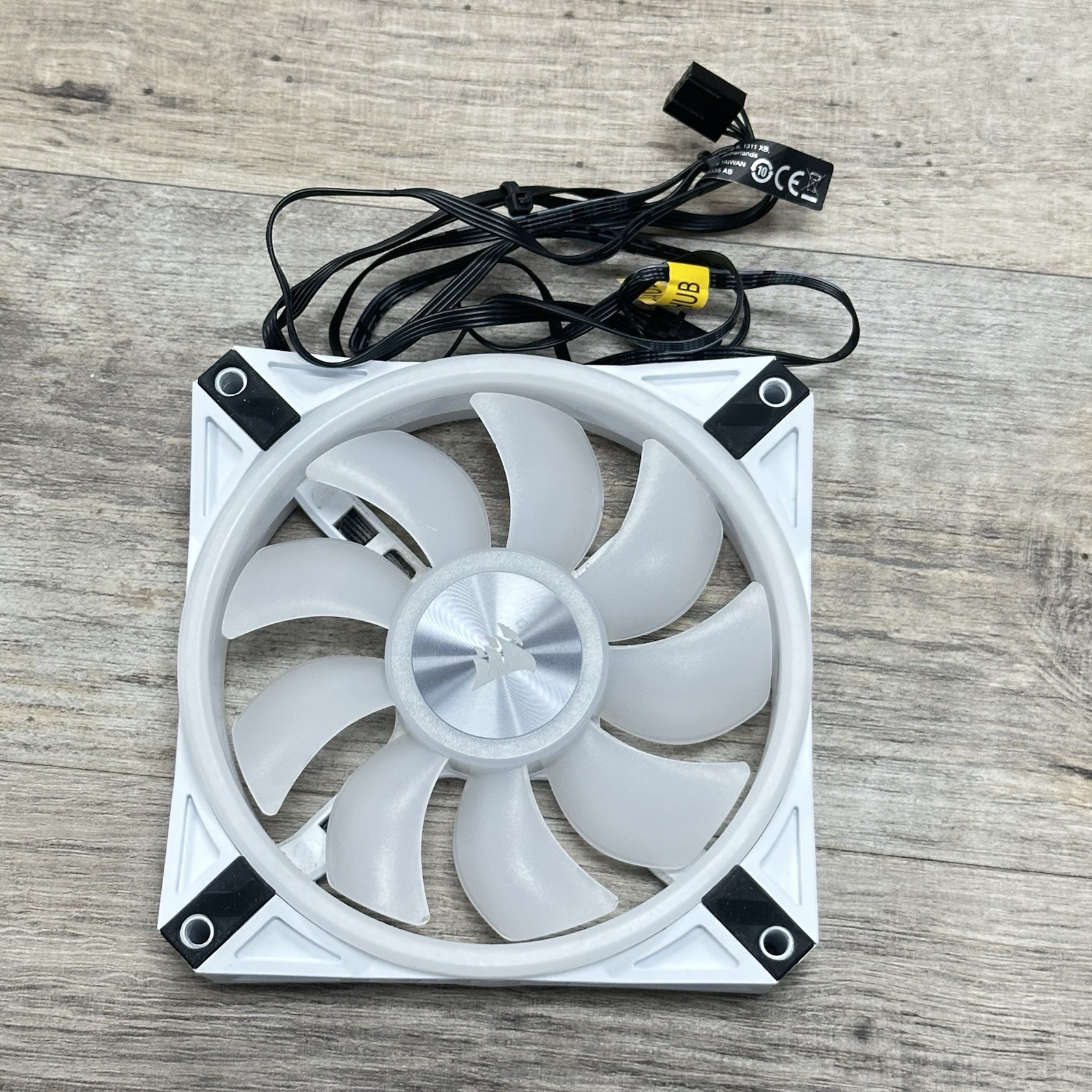 Corsair CO-9050104-WW QL Series, iCUE QL120 RGB, 120mm RGB LED PWM White Fan