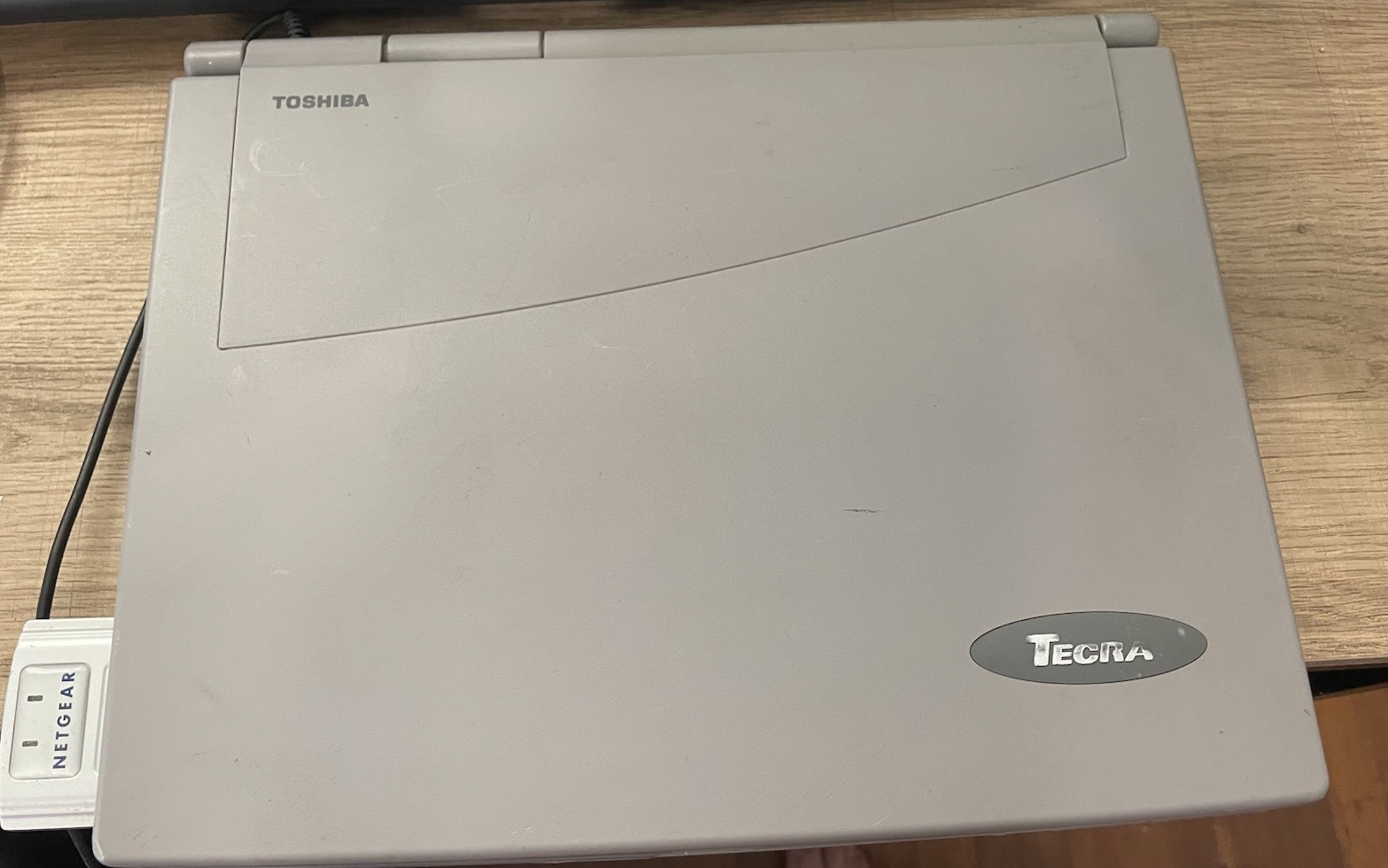 Vintage Toshiba Tecra 780CDM Laptop Computer Windows 98 & WiFi Adapter