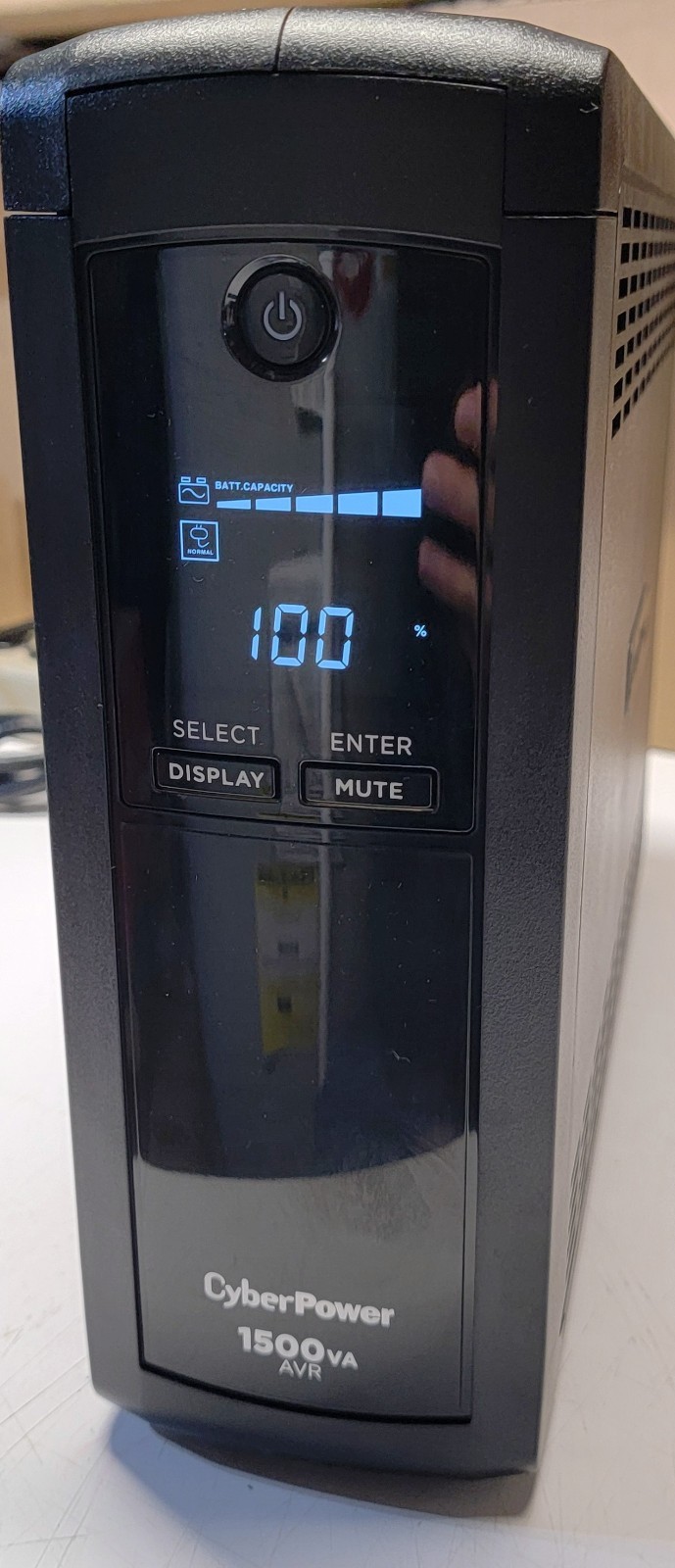 CyberPower CP1500AVRLCD3 1500VA/900W UPS AVR LCD 12 Outlet in Original Box