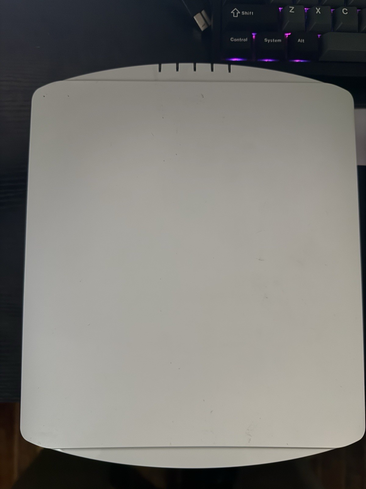 Ruckus R850 Access Point - 901-R850-US00 - Good Condition