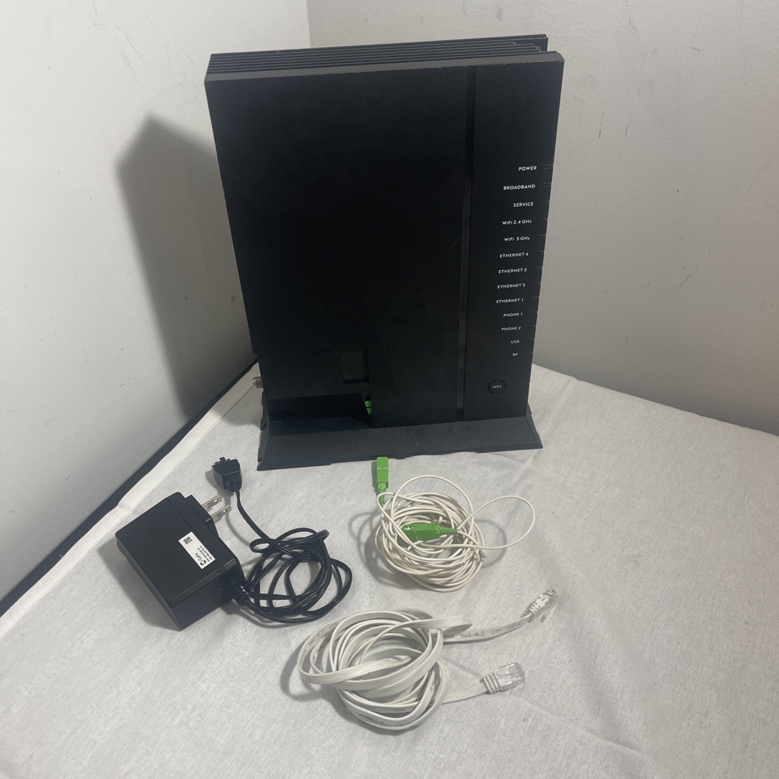 Calix 854G-1 GigaCenter GPON Fiber ONT / WiFi Router Gateway As Pics