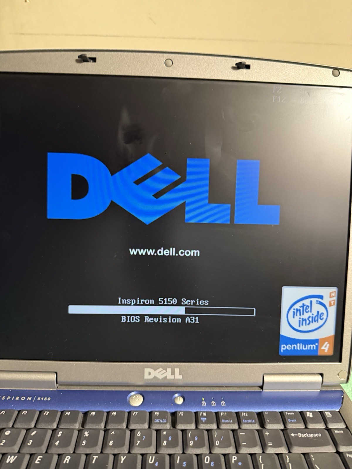 Dell Inspiron 5150 15" Laptop Intel Pentium 4 Windows XP Optical Drive