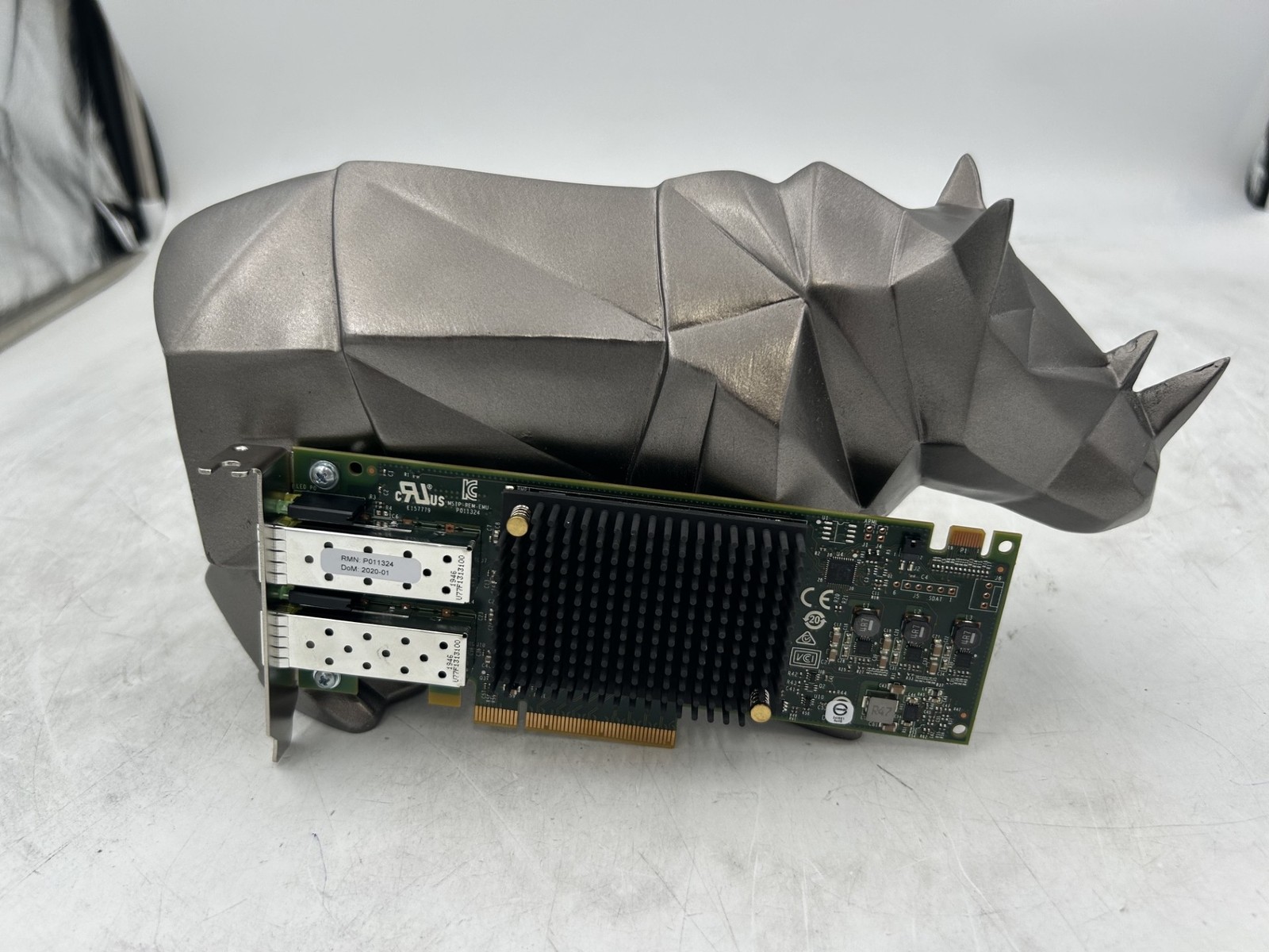 R4G80A HP NIMBLE 32GB 2-PT FC ADAPTER