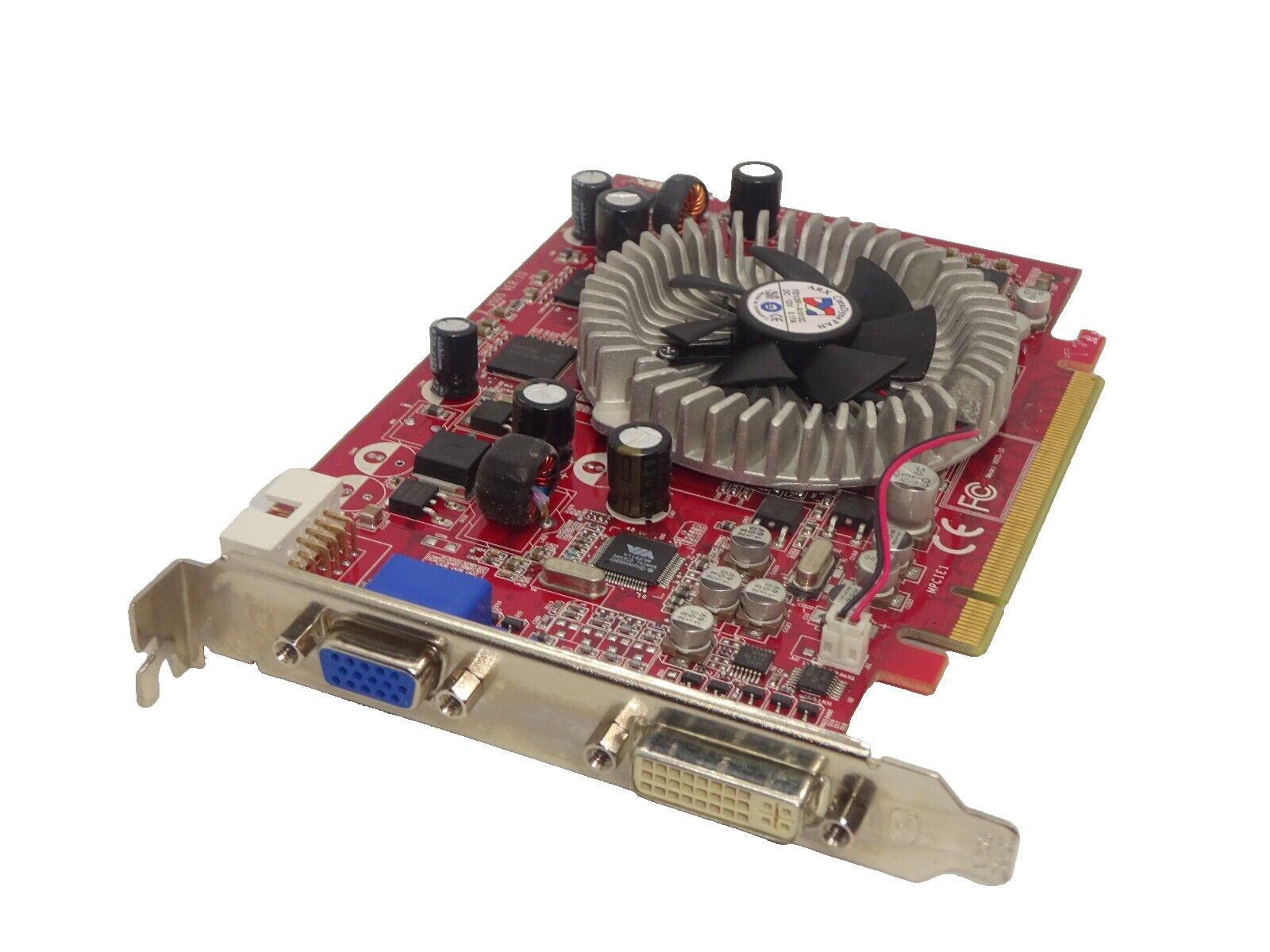 MEDION MSI RADEON X740XL 128MB DDR3 PCI-e GRAPHICS CARD DVI VGA #GK11057