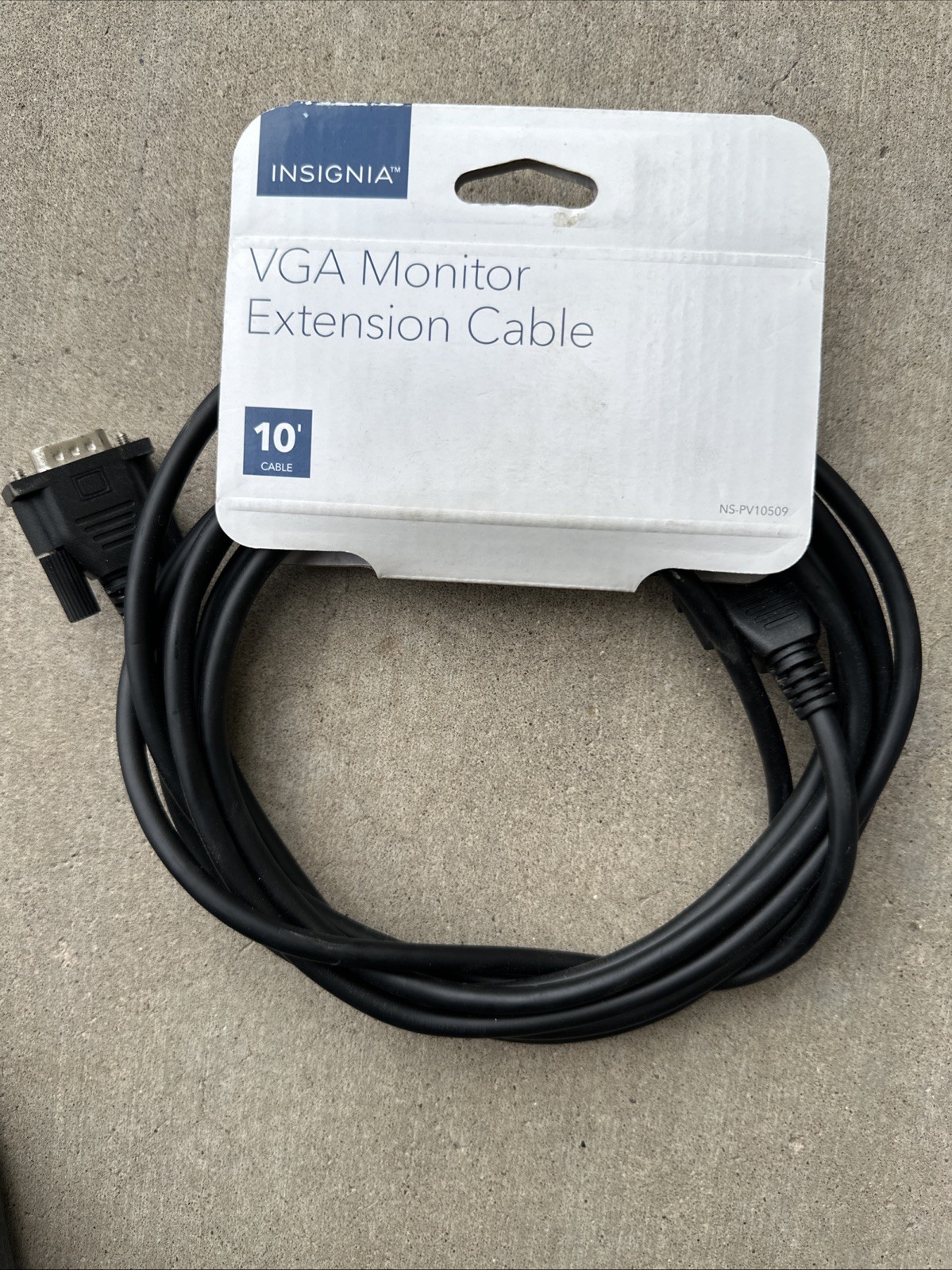 Insignia 10 ft VGA Monitor Extension Cable Black NS-PV10509 NEW Computer Cable