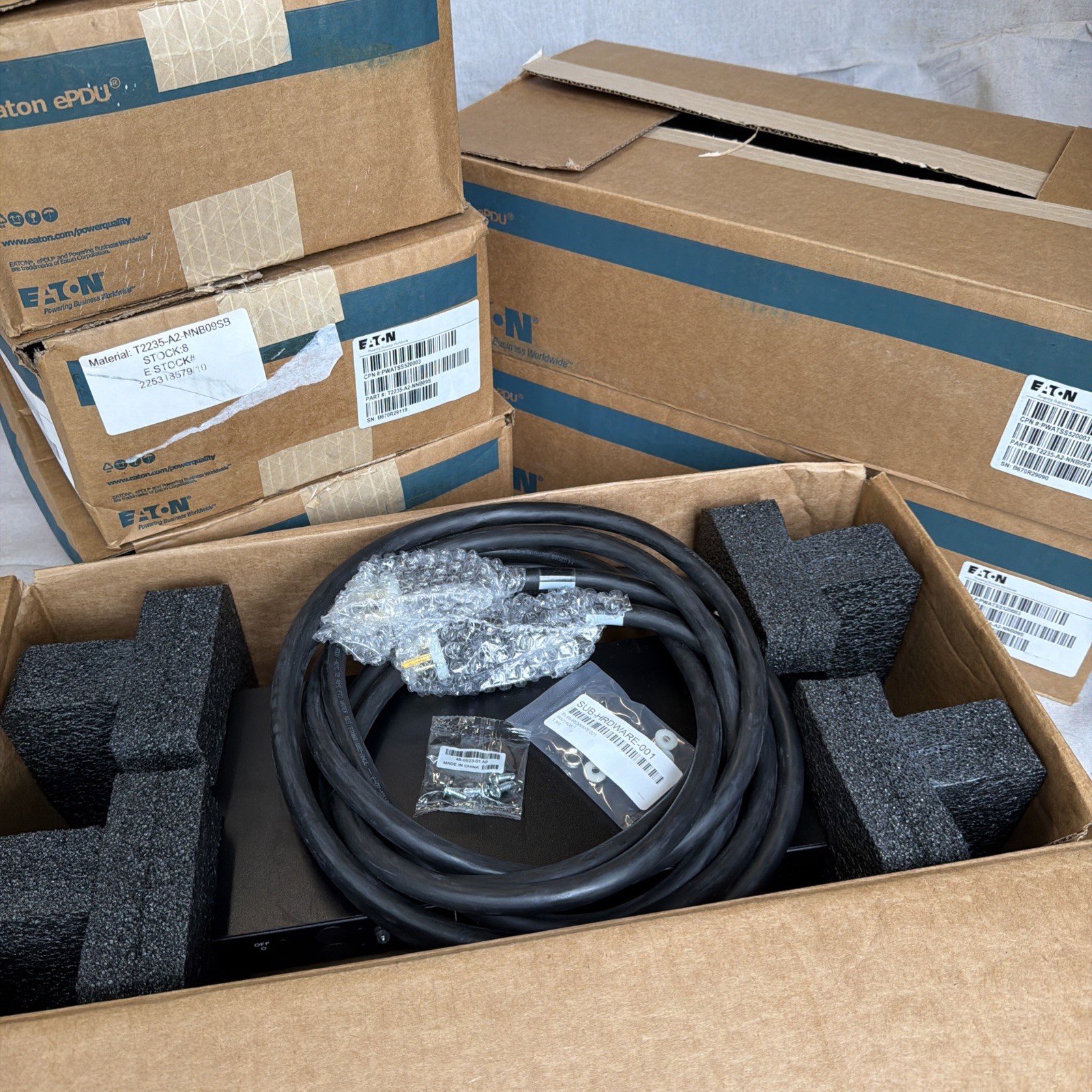 Eaton T2235-A2-NNB09S 120V 16A 8 Outlet PDU Automatic Transfer Switch ATS NIB
